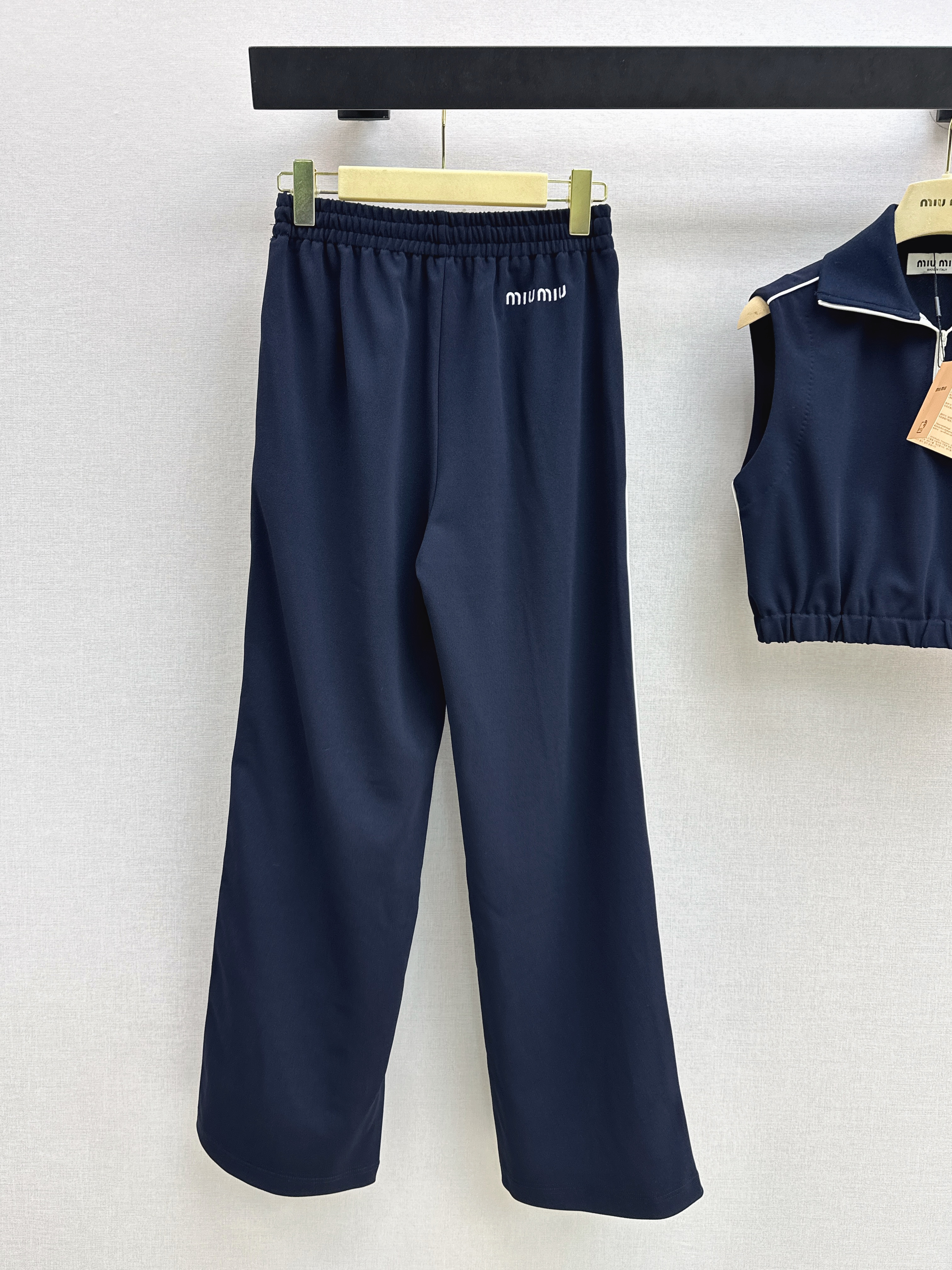 Miu 26ss sleeveless top pants set