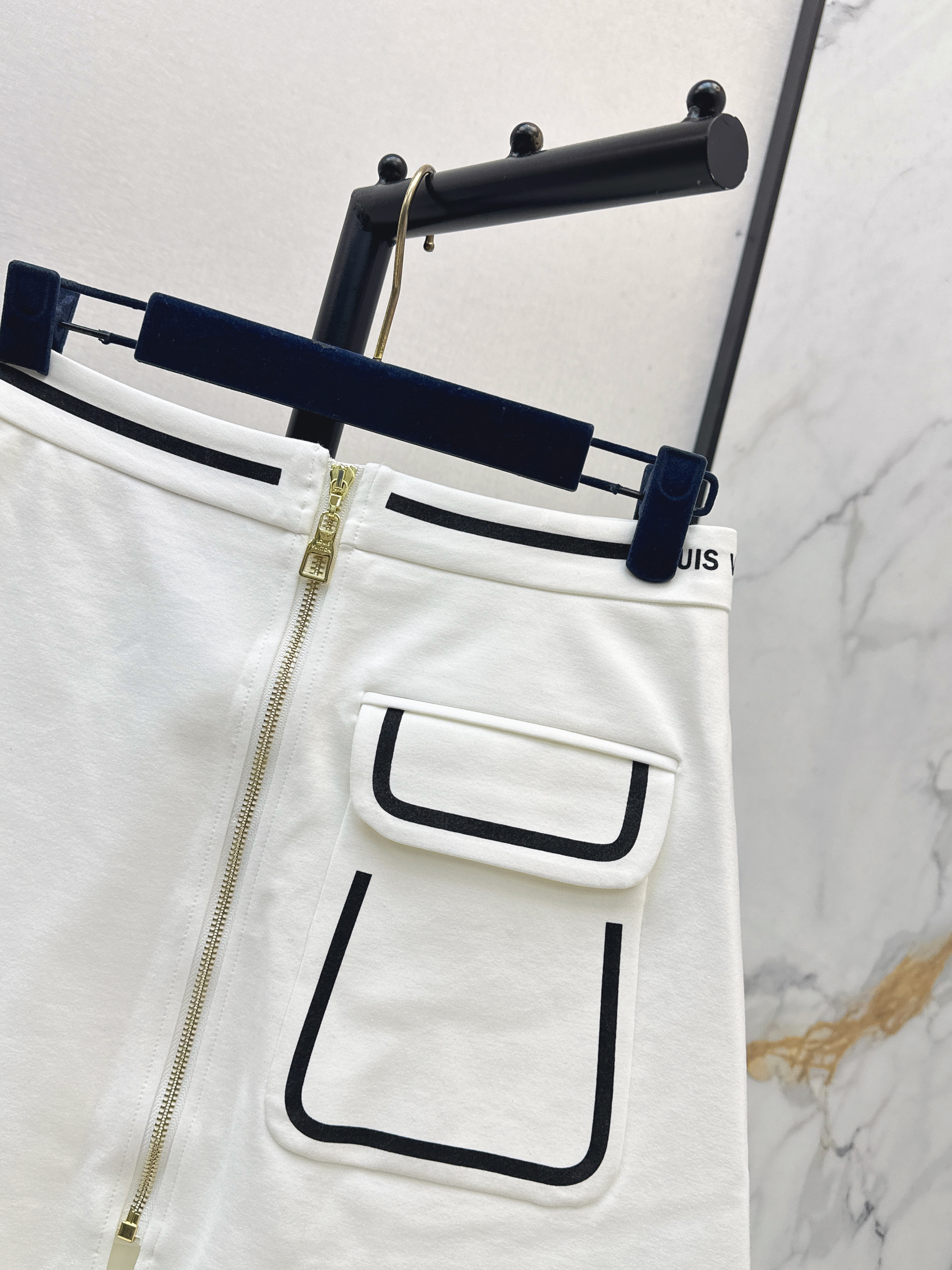 Loui 26ss A-line skirt