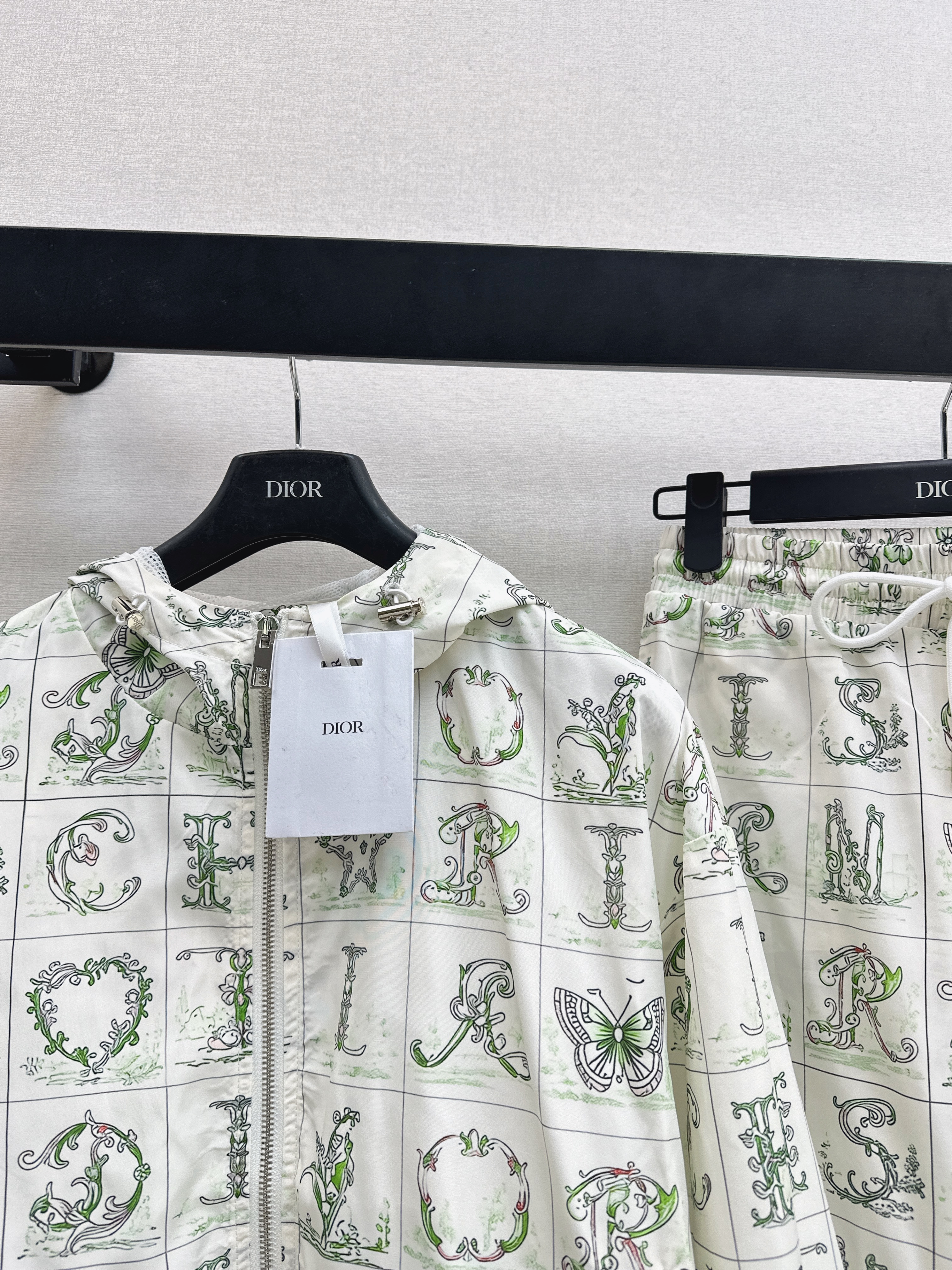 CD 26ss print outfit sets
