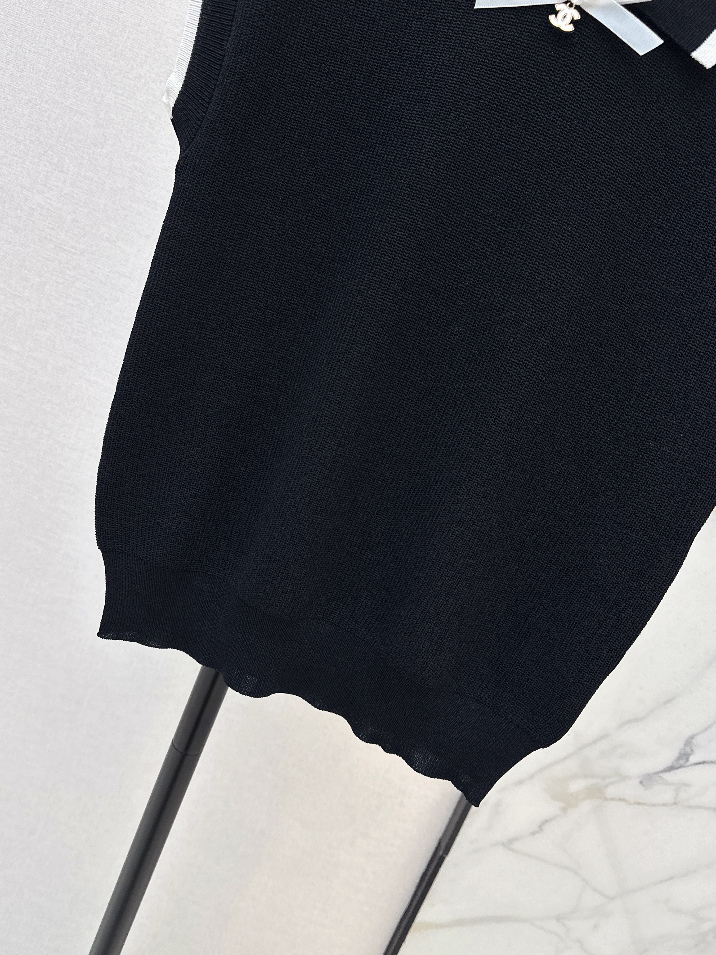 Chan 26ss sleeveless knitwear