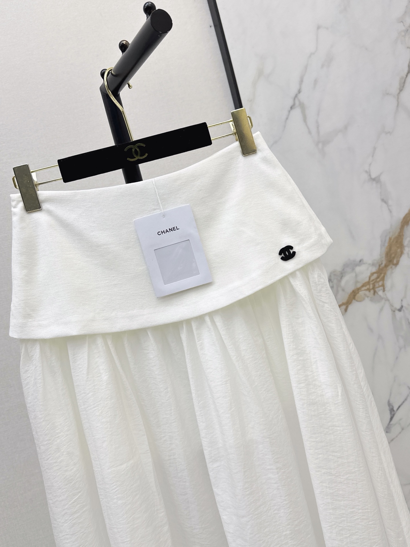 Chan 26ss contract mesh skirt