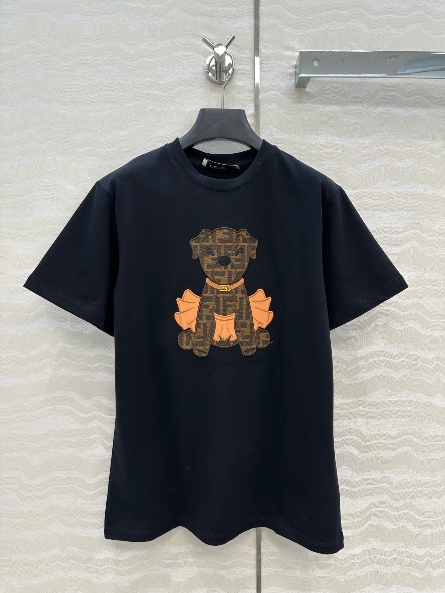 Fend 25fw embroidery t-shirt