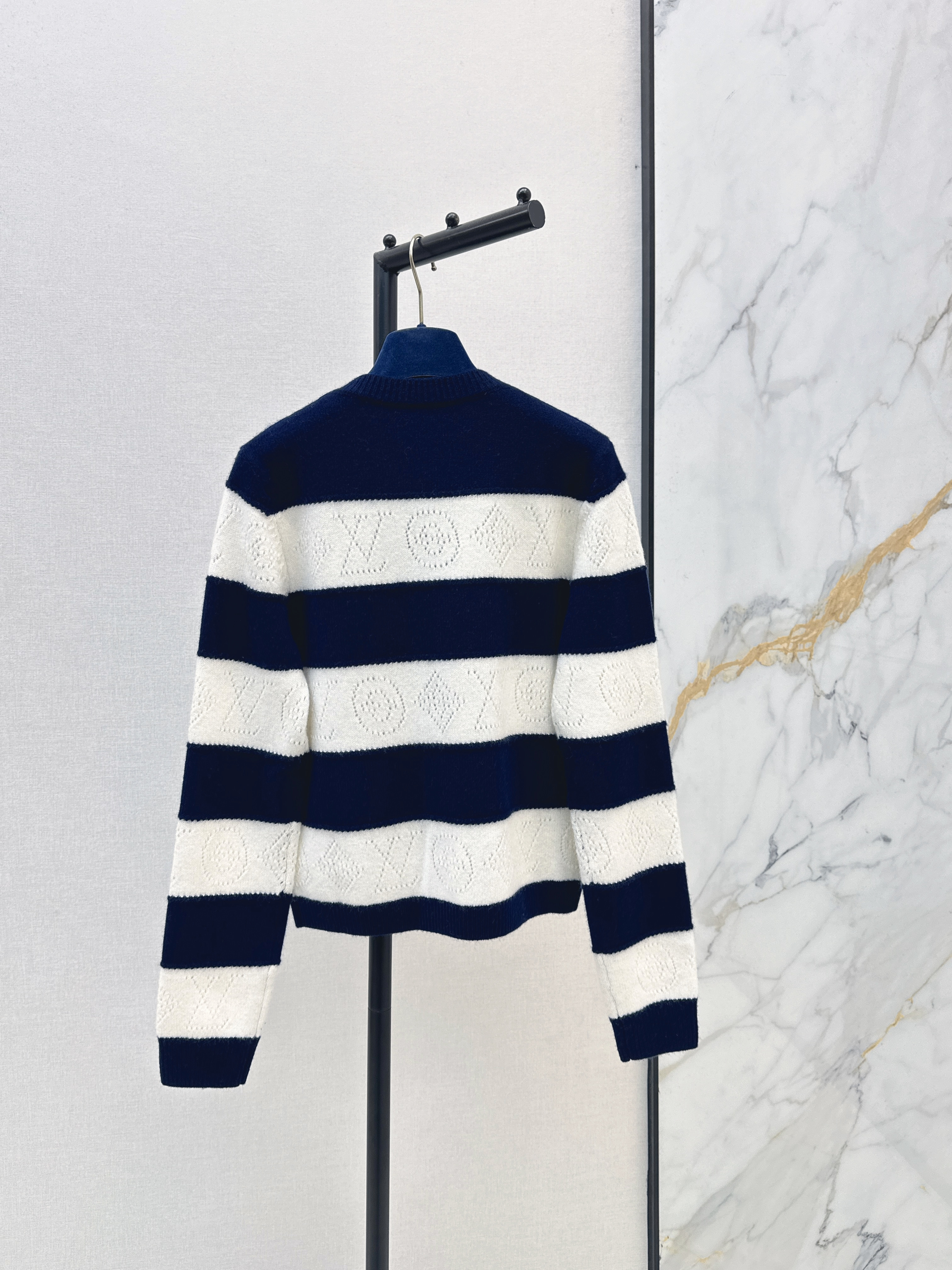 Loui 26ss stripe knit cardigan