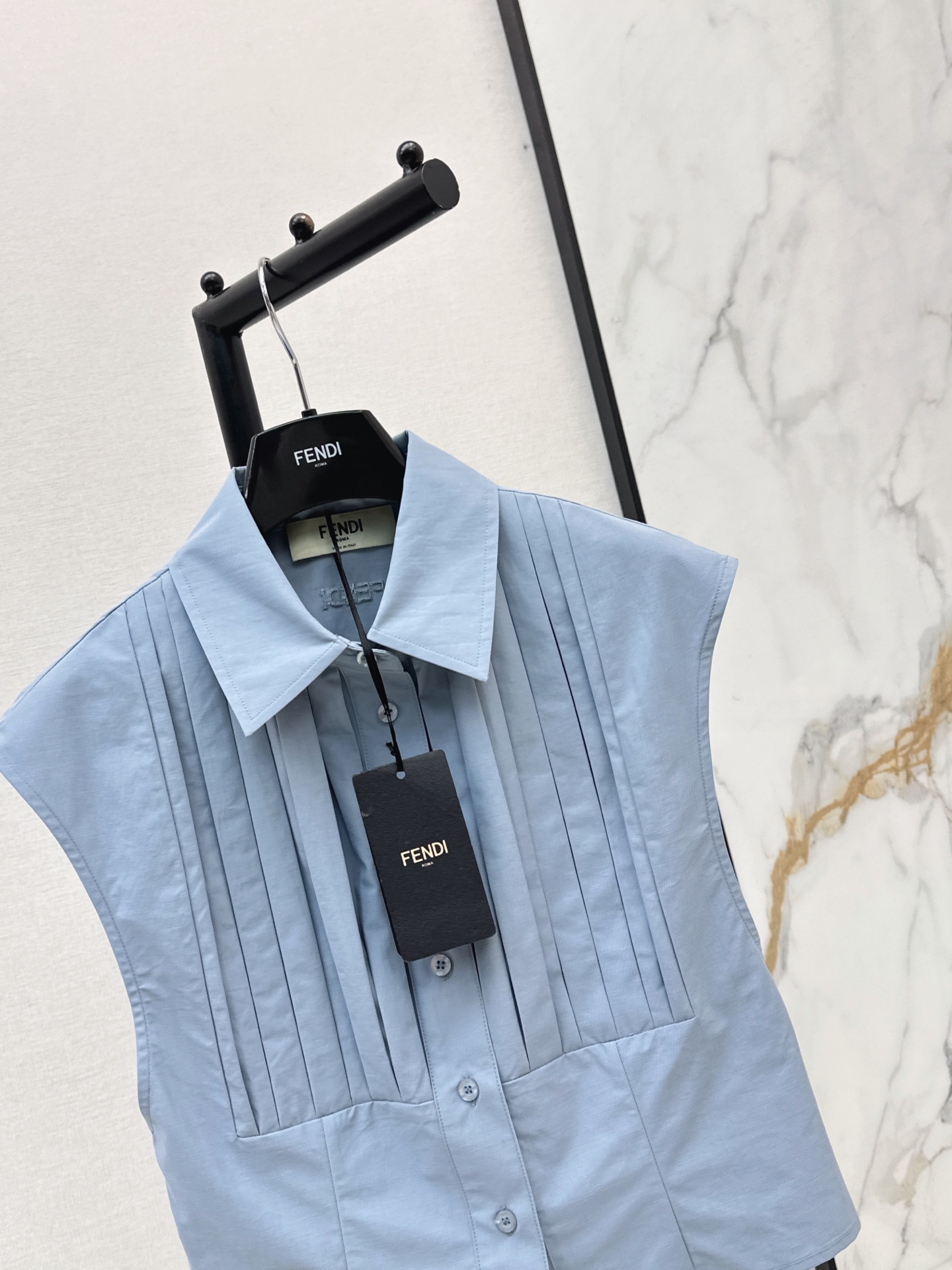 Fen 26ss sleeveless shirt