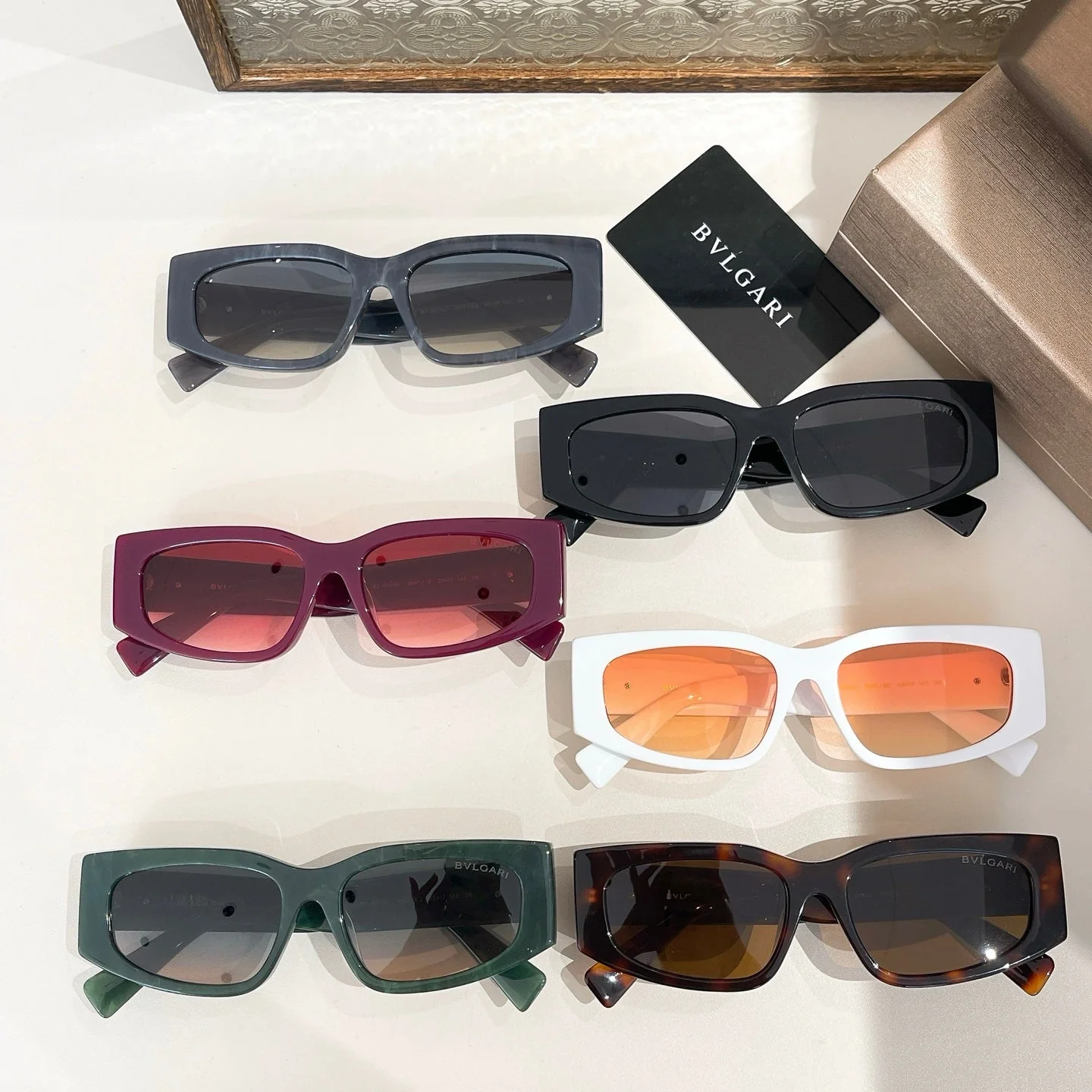 B BV4004I sunglasses