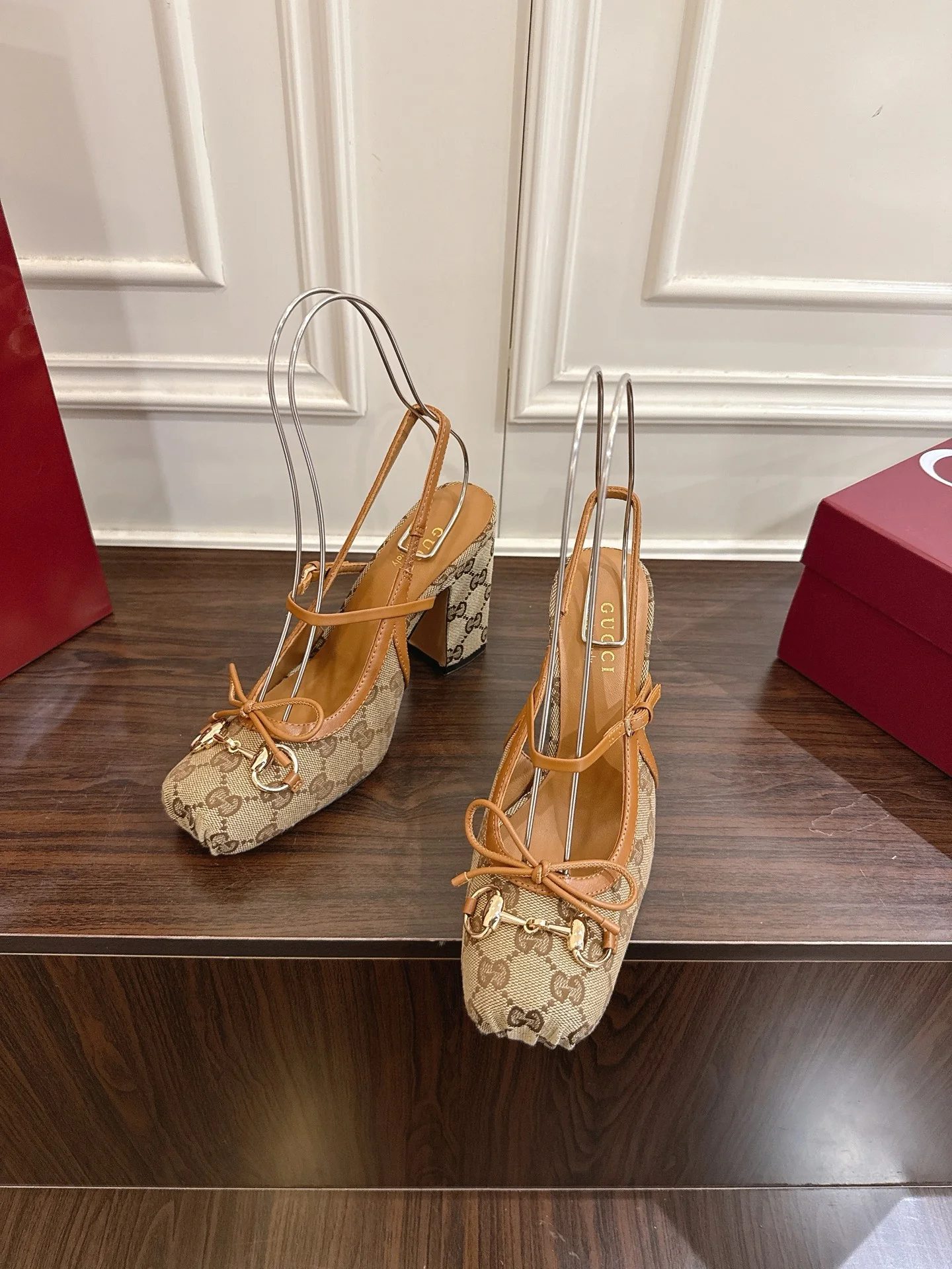 Guc 25fw pumps
