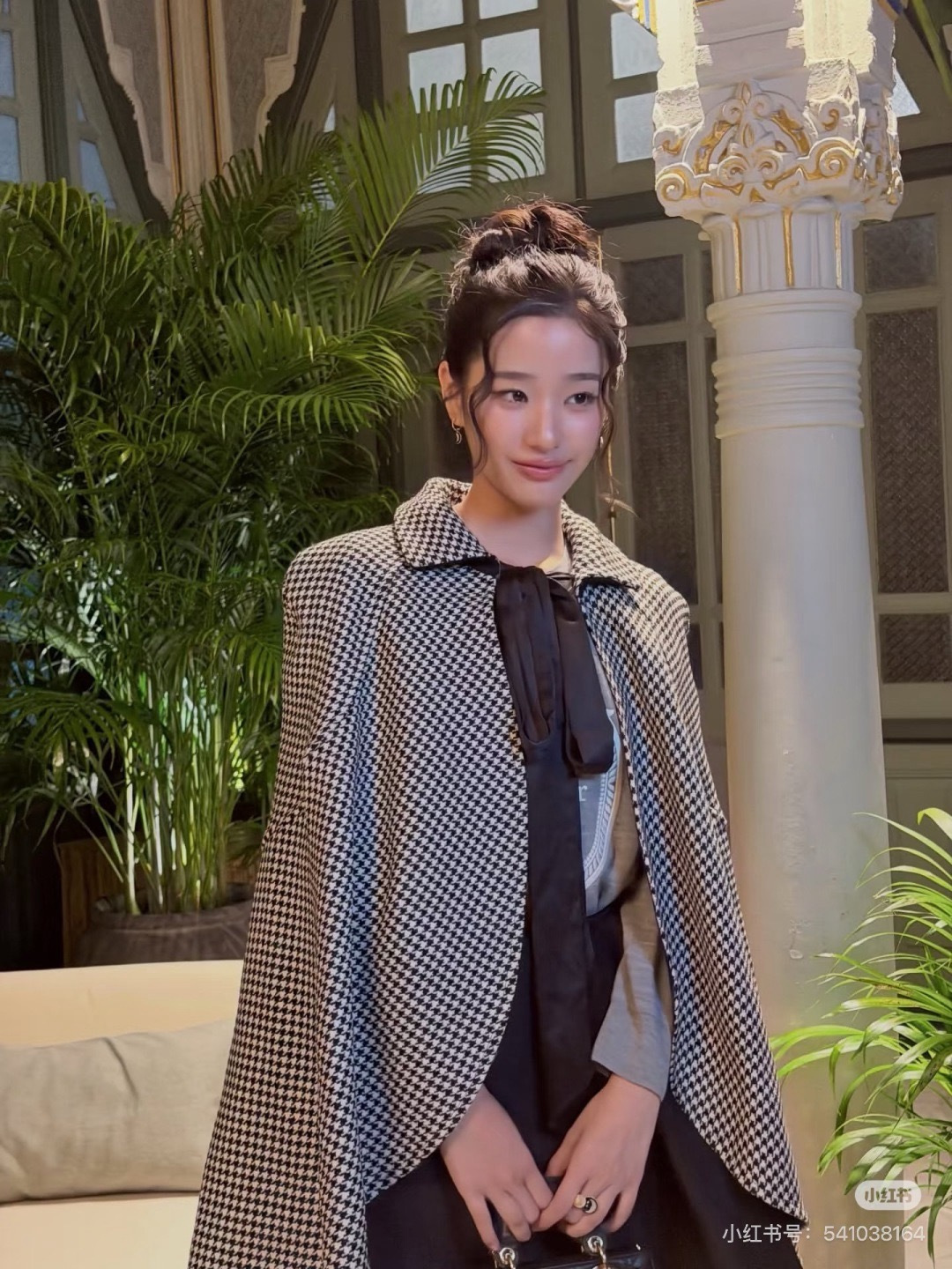 CD 26ss houndstone cape coat