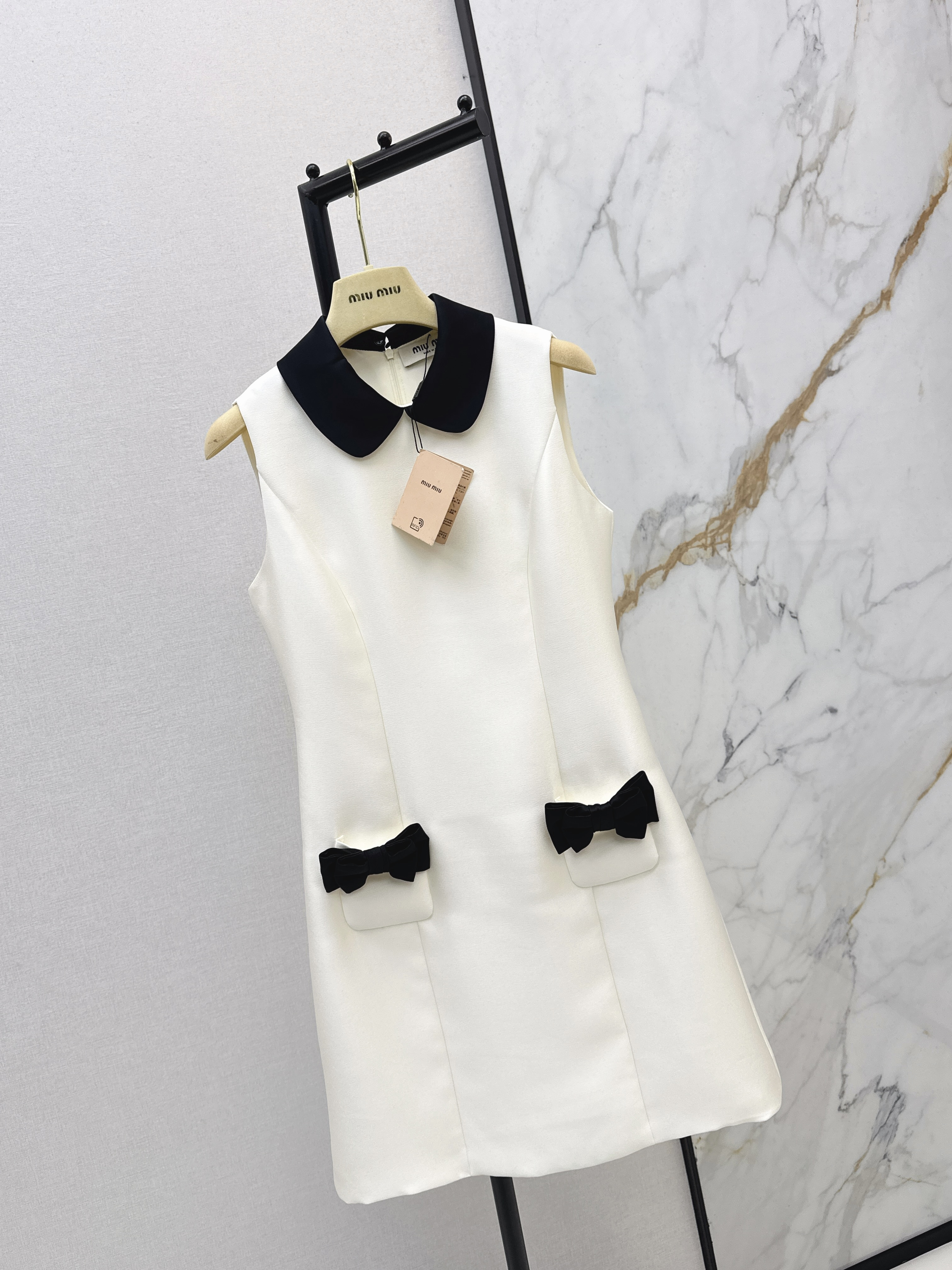 Miu 26ss bow sleeveless dress