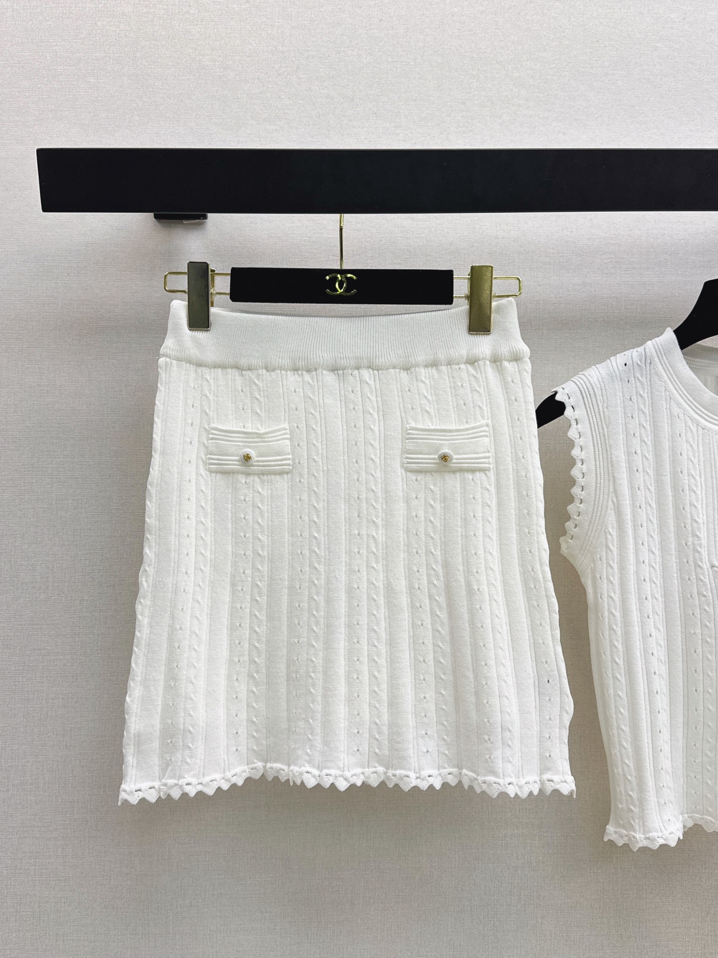 Chan 26ss sleeveless knitwear skirt set