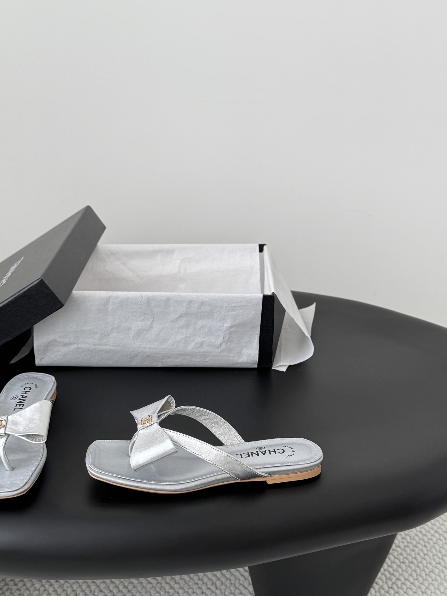 Chan 26P flip-flops