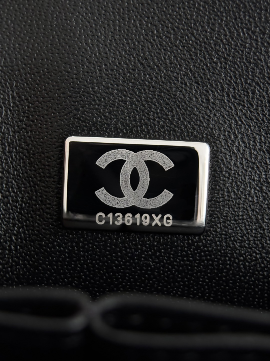 Chan 23cf chain shoulder bag