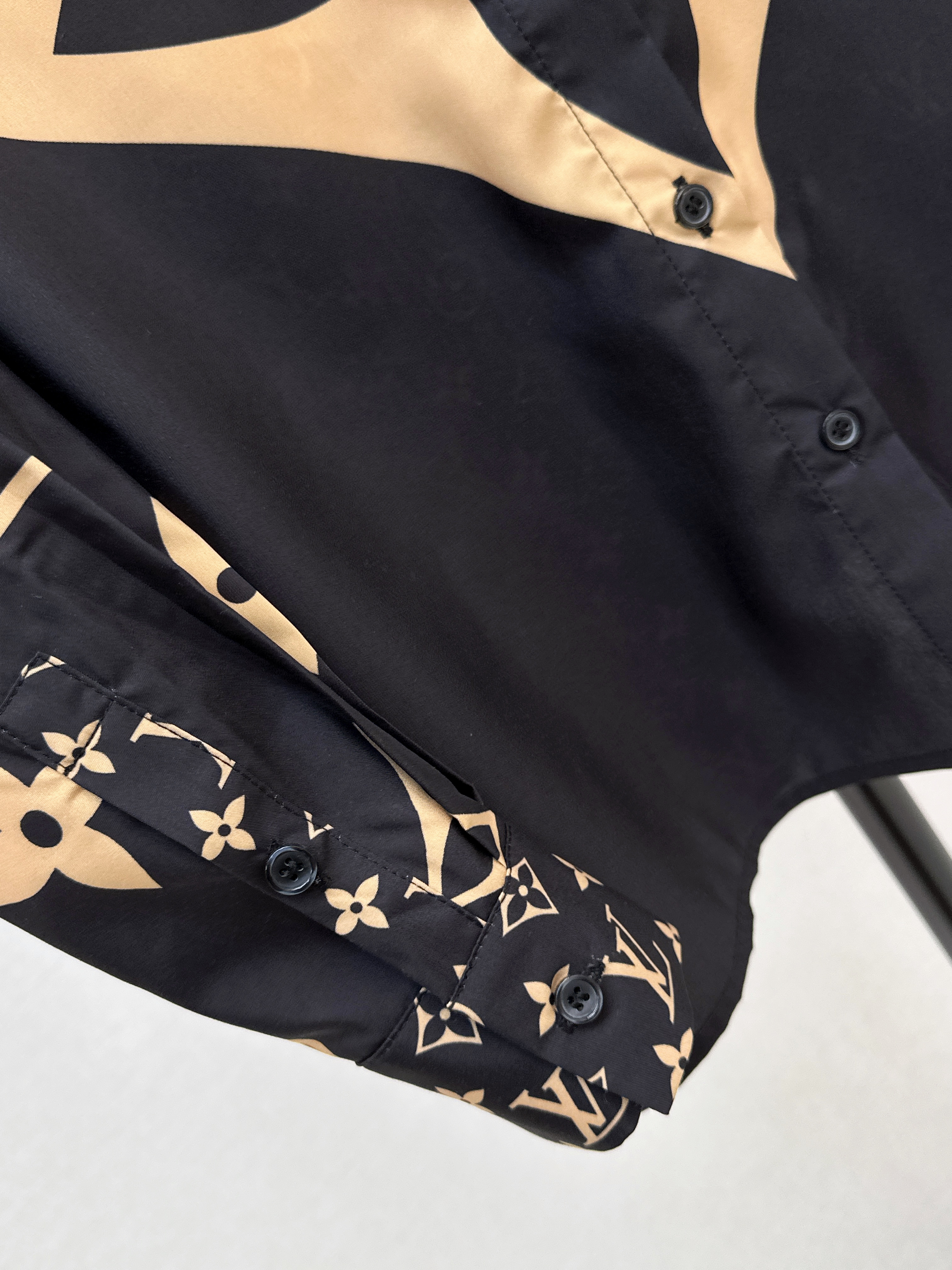 Loui 26ss print shirt