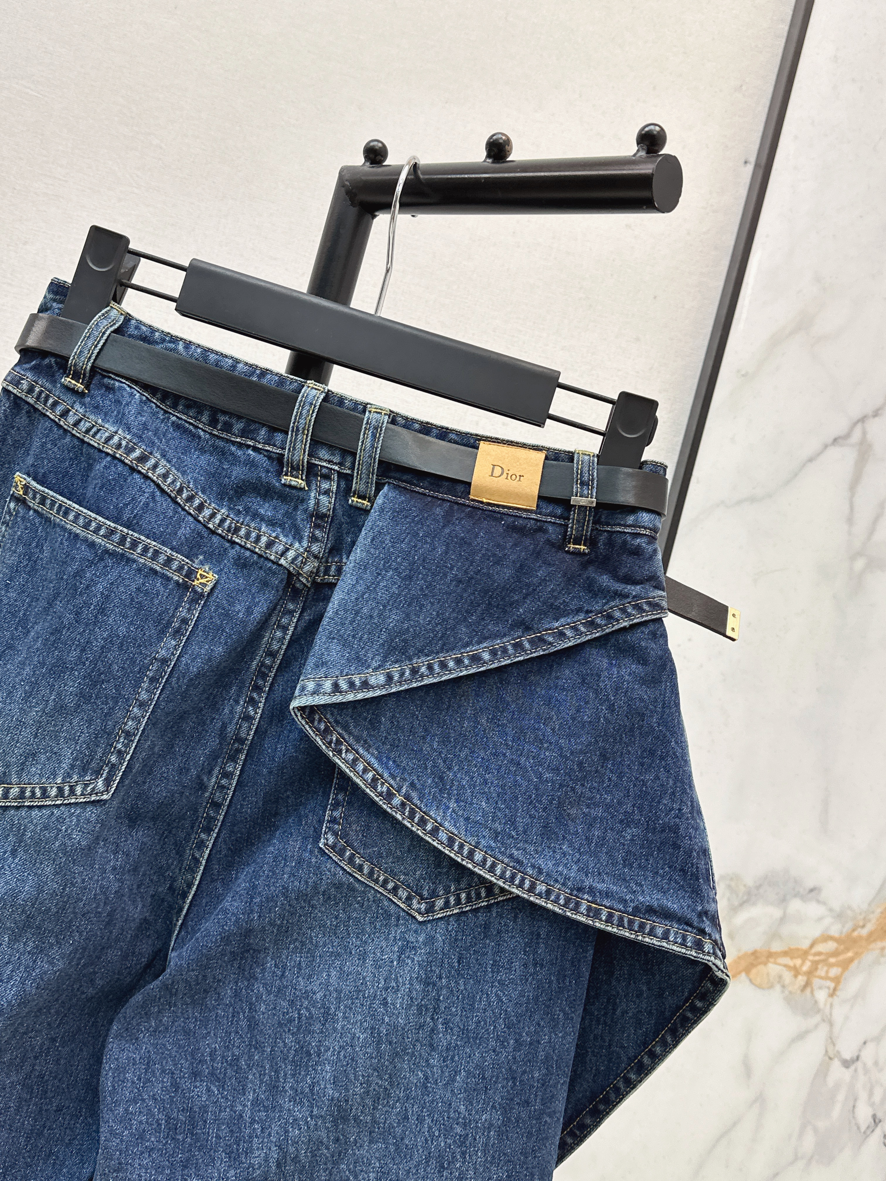 CD 26ss belted jeans