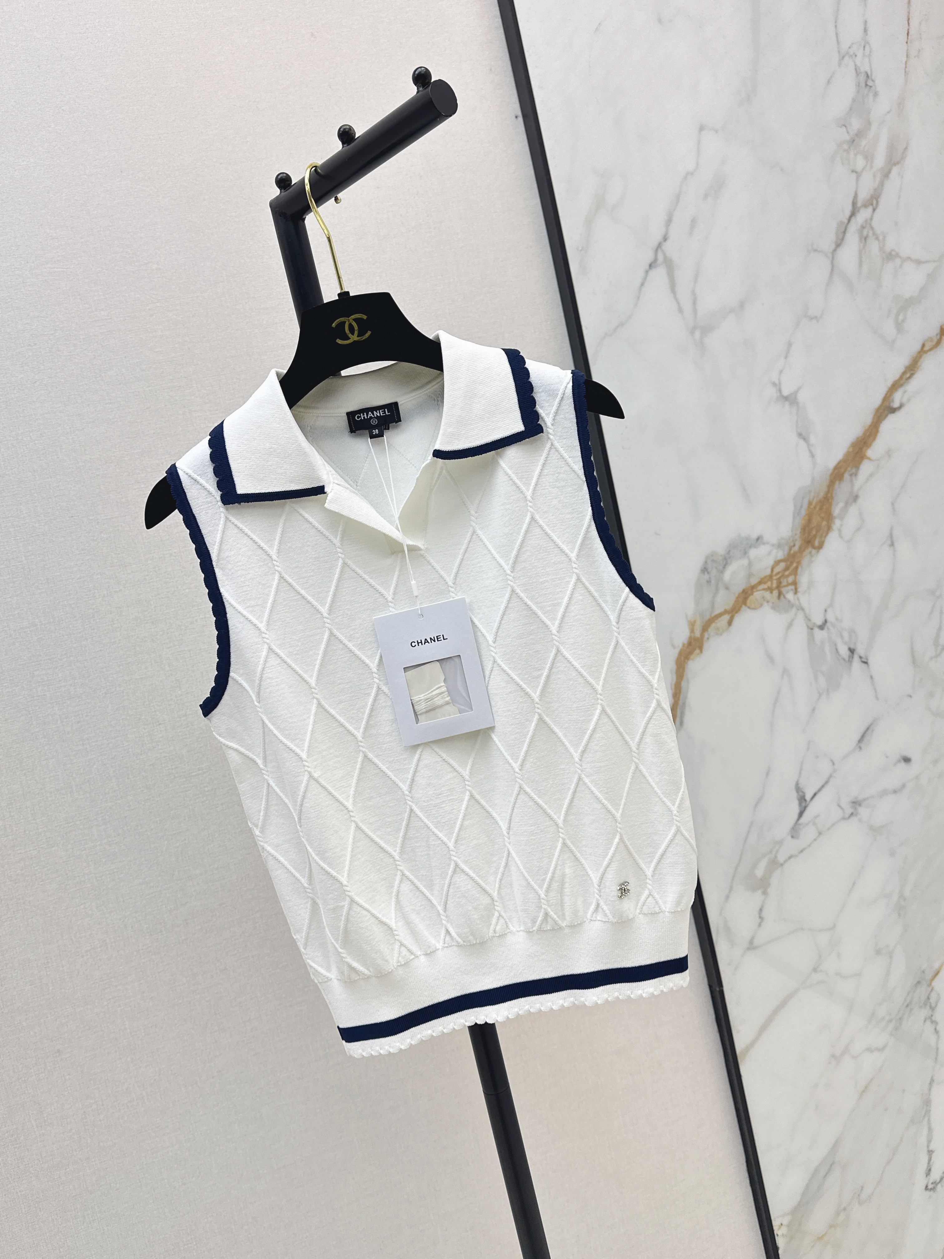 Chan 26ss sleeveless kniwear