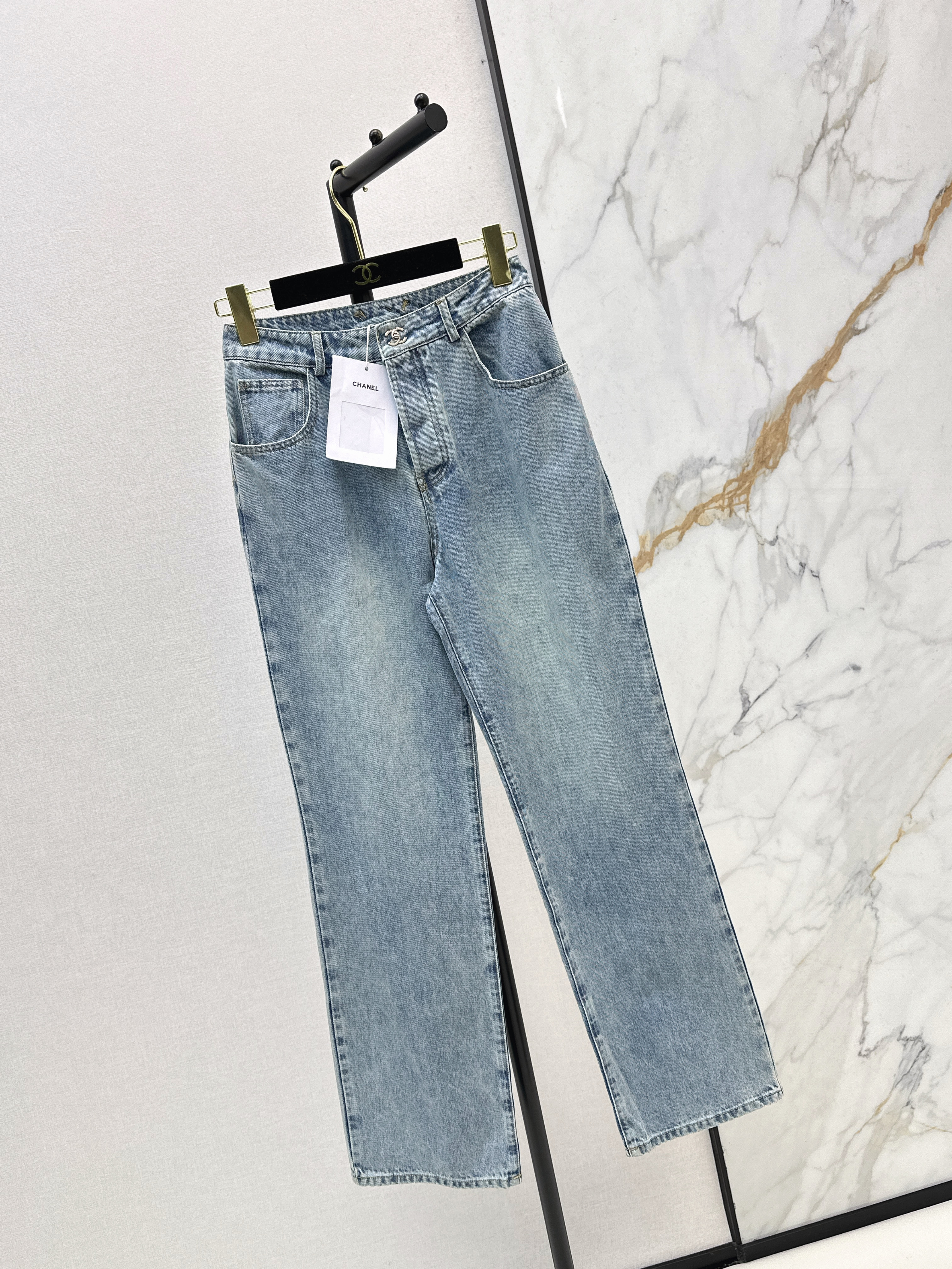 Chan 26ss straight jaens