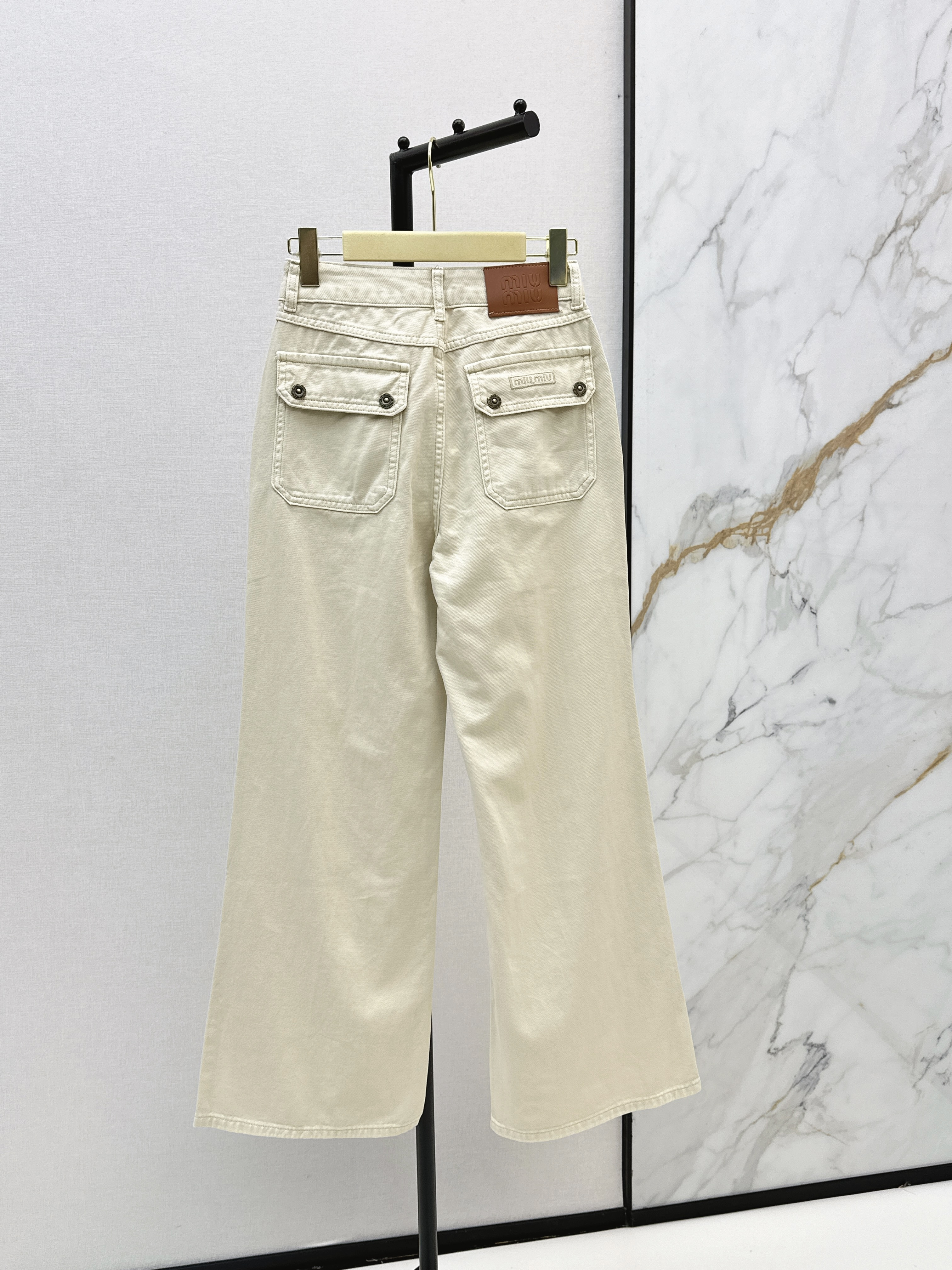 Miu 26ss straight-leg jeans