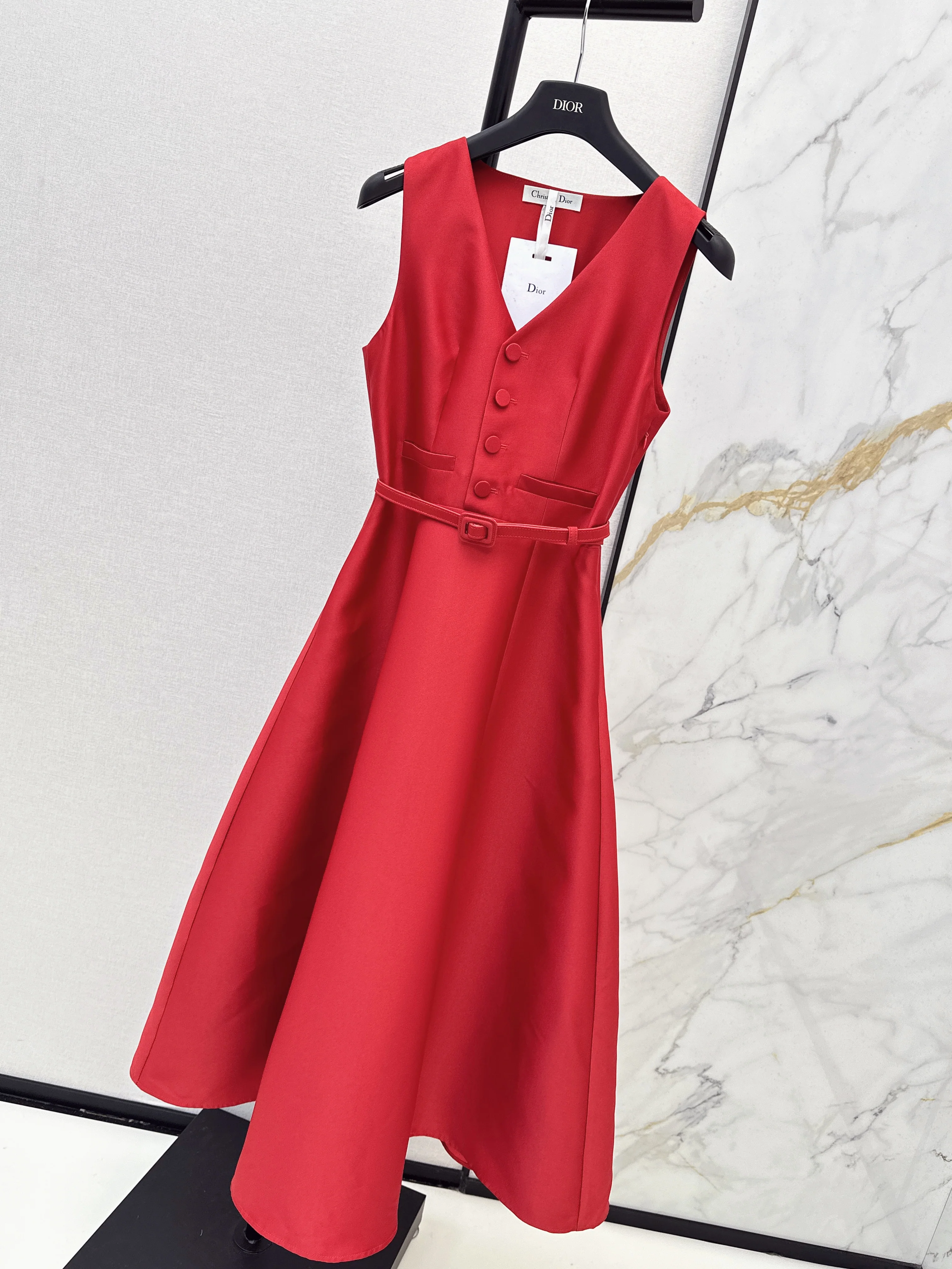 CD 26ss sleeveless back-bow cocktail dress