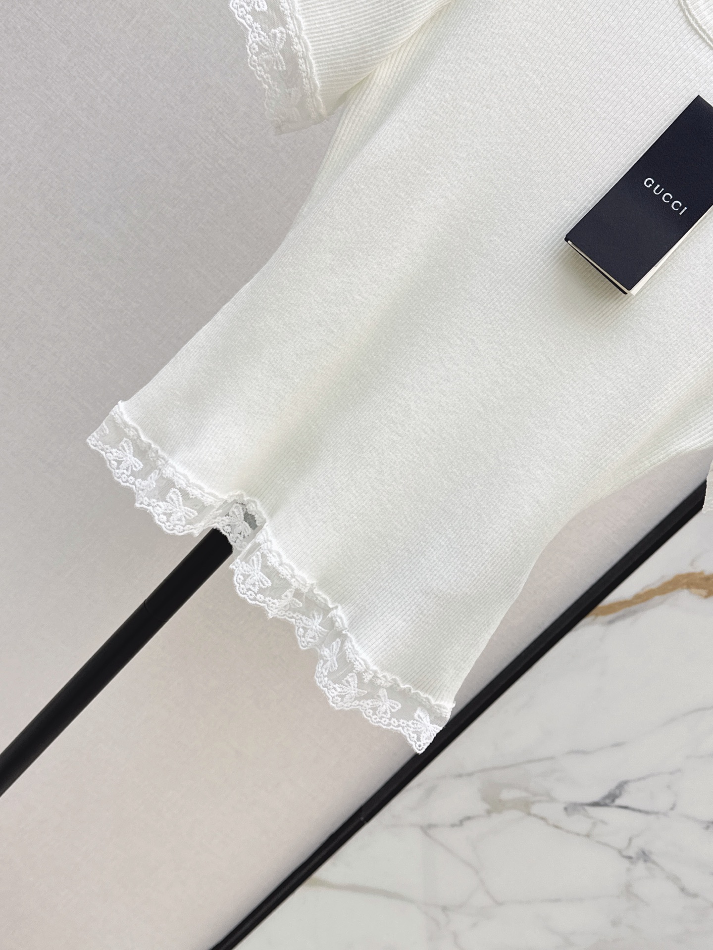 Guc 26ss lace contract knitwear