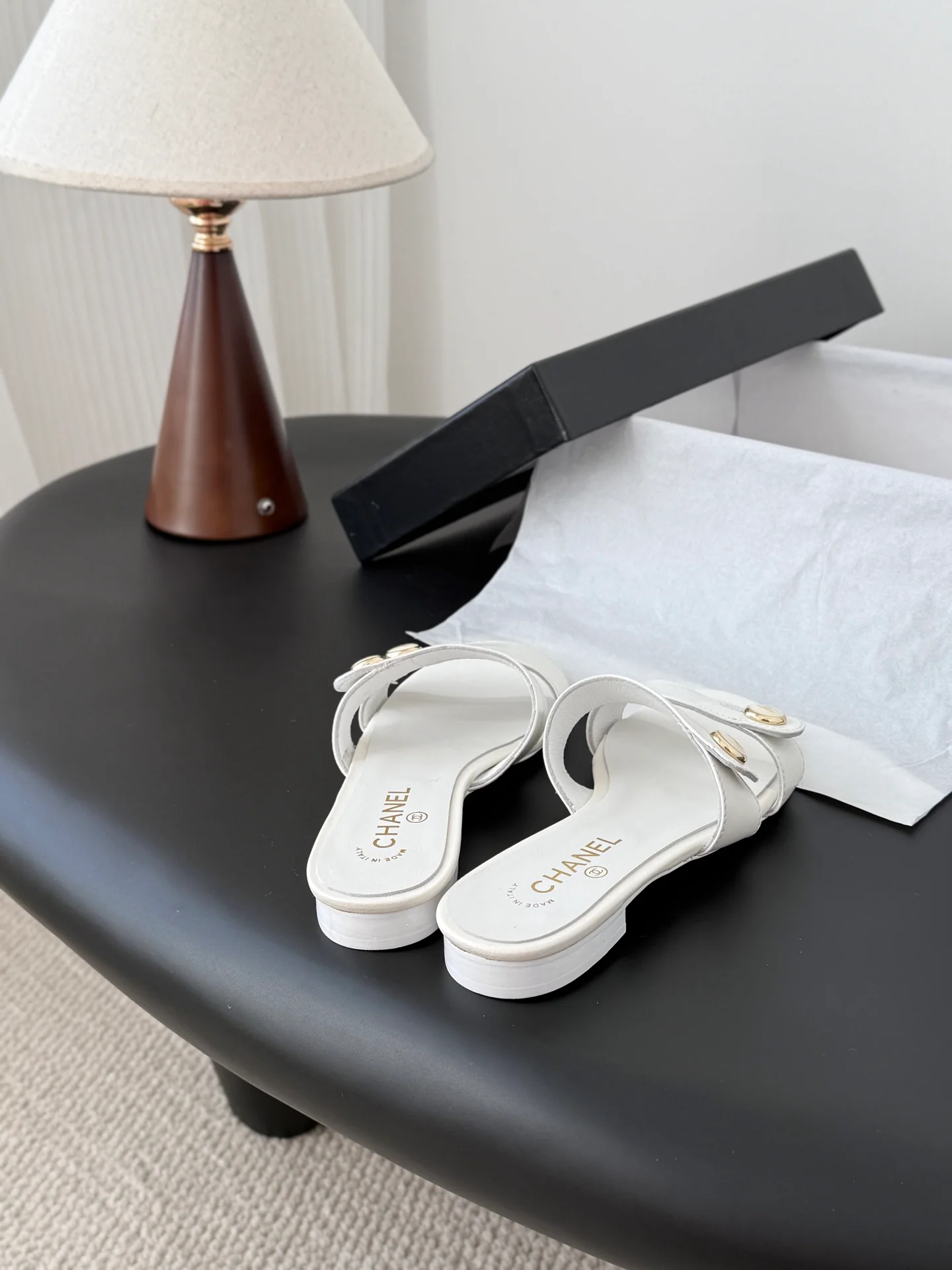 Chan 26ss sandals