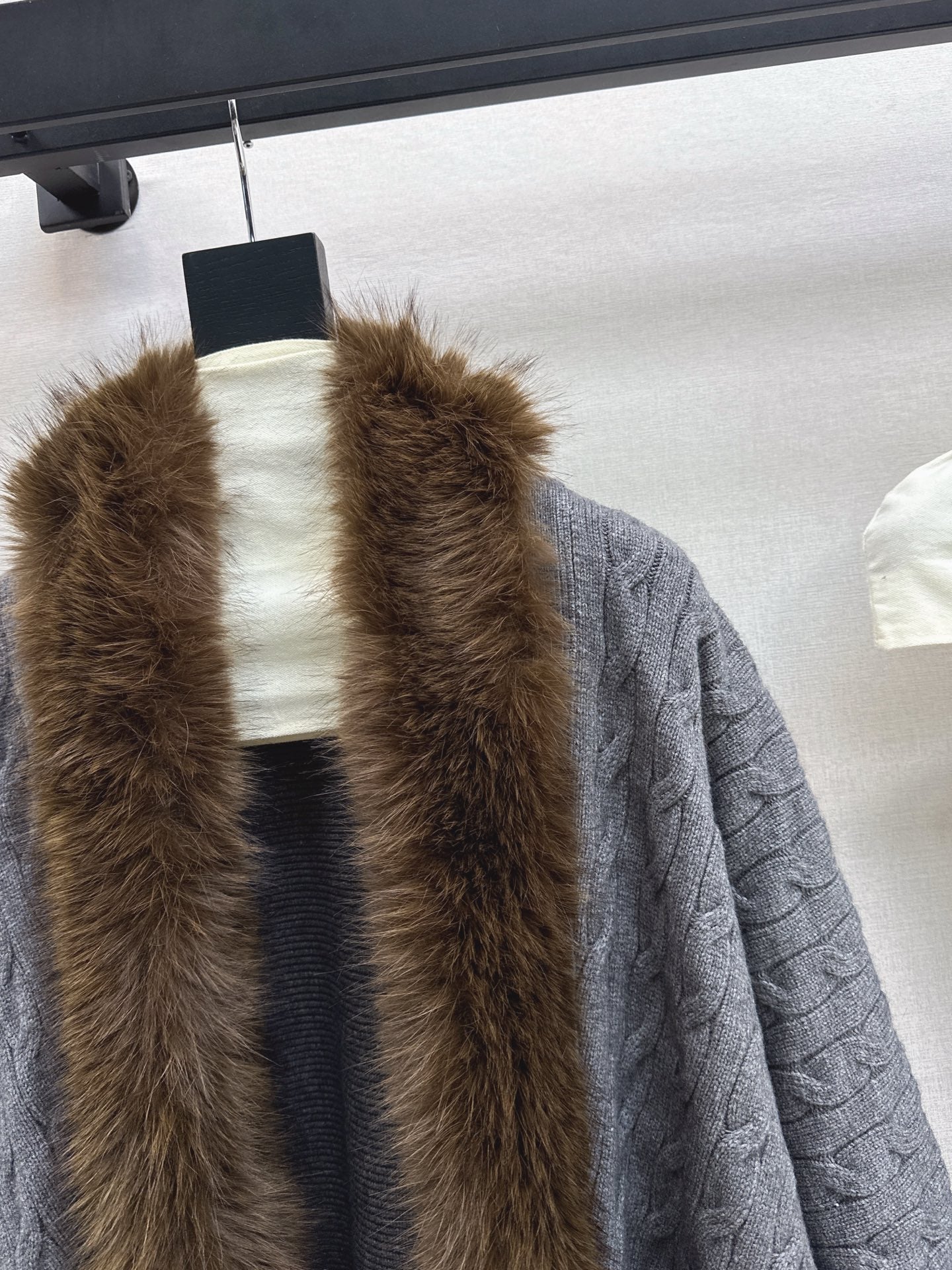 Miu 25fw knit tank top cardigan