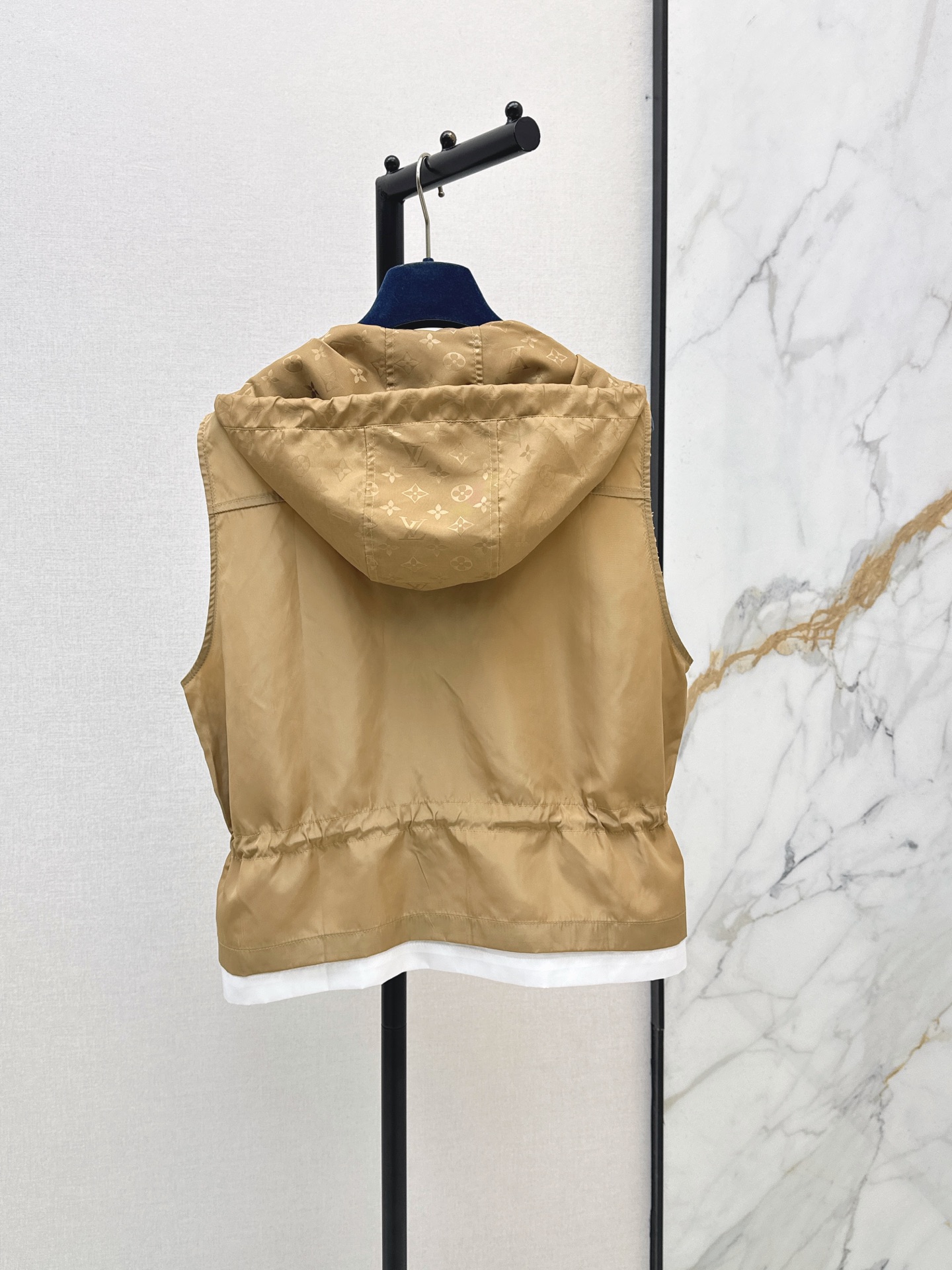 Loui 26ss hooded vest jacket