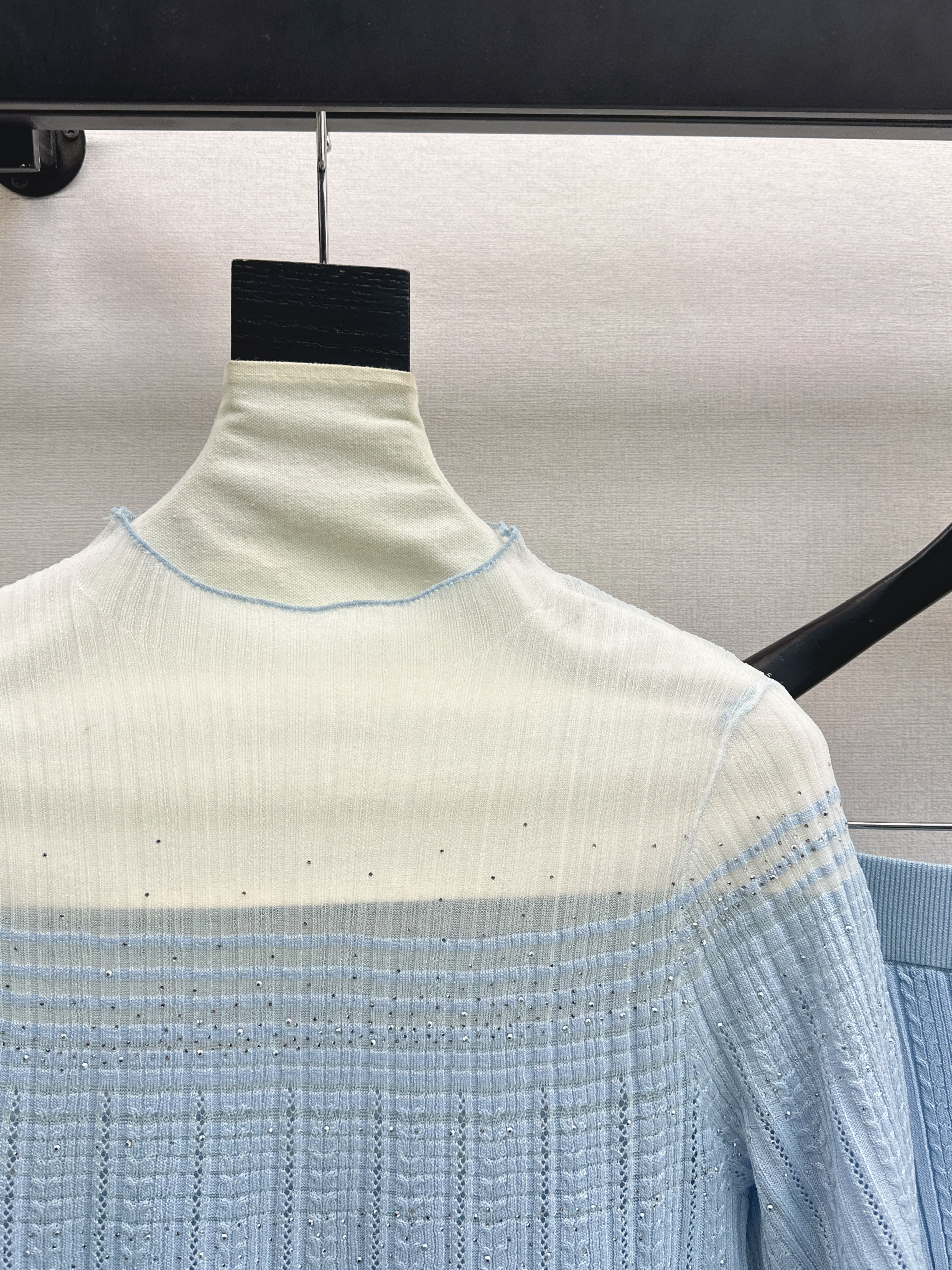 Chan 26ss omber knit top skirt set