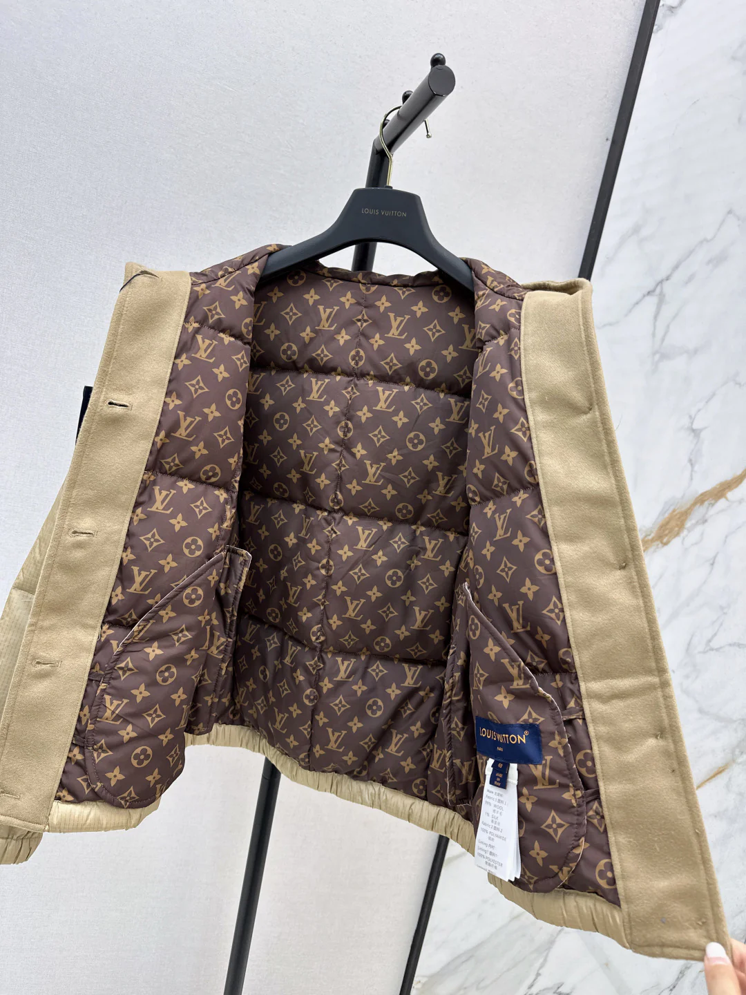 Louis 25fw down jacket