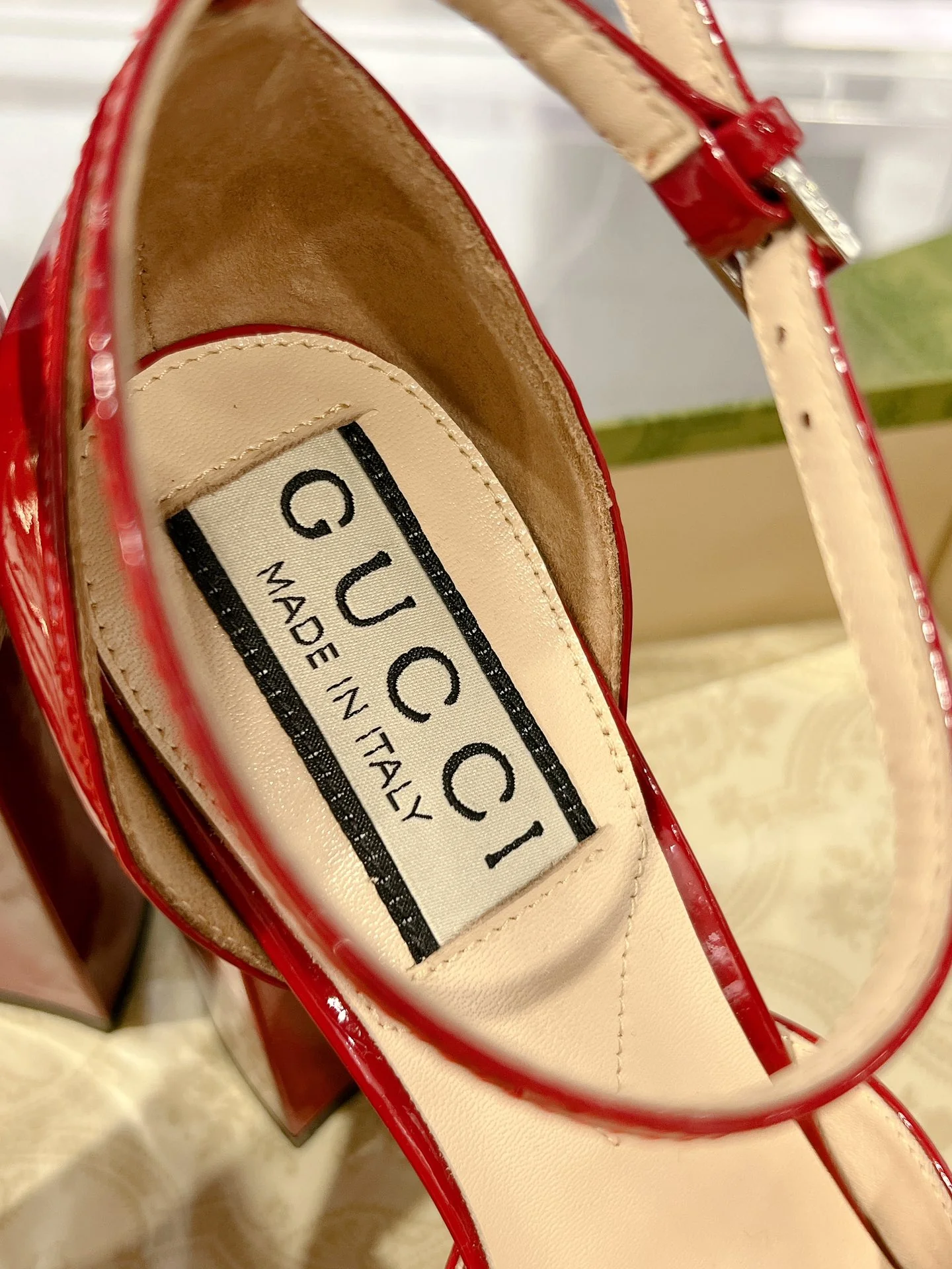 Gucc 25fw chunky heels with crystal diamond bling pumps