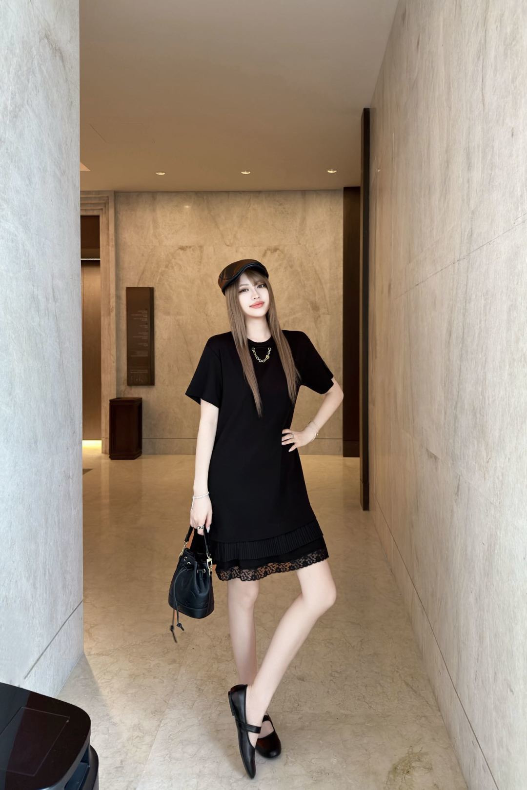 Loui 26ss contract lace dress