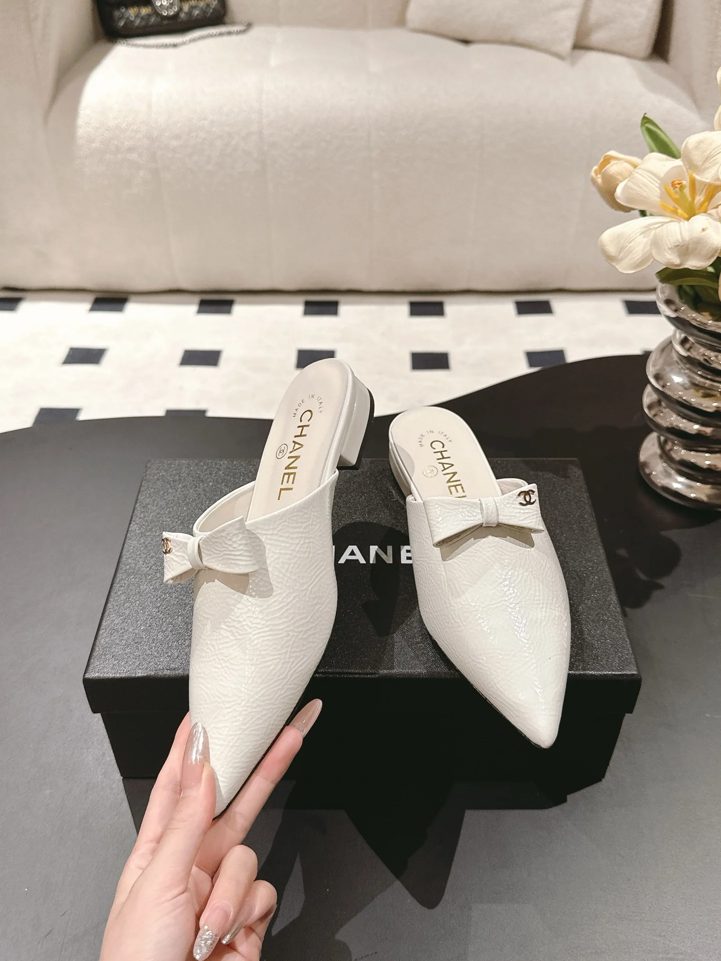 Chan 25fw mules