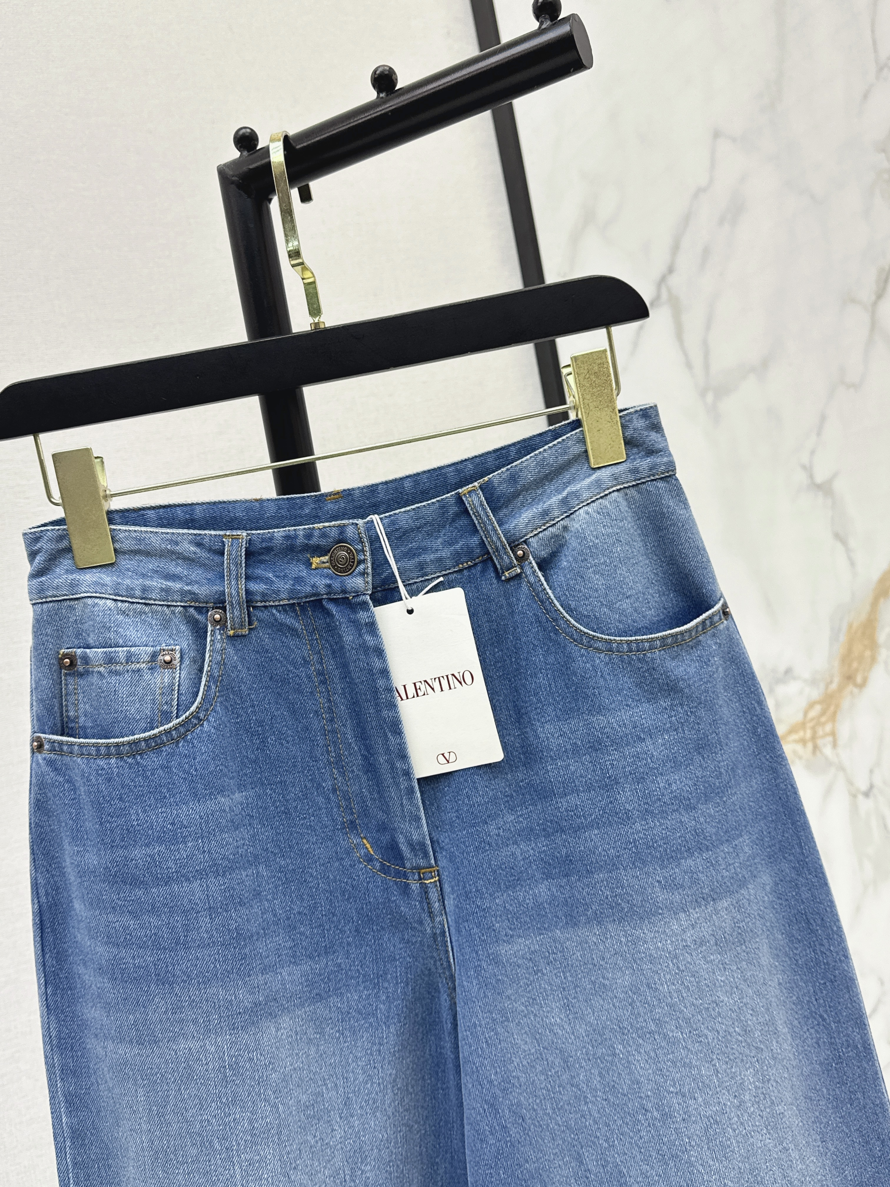 Valen 26ss cropped jeans