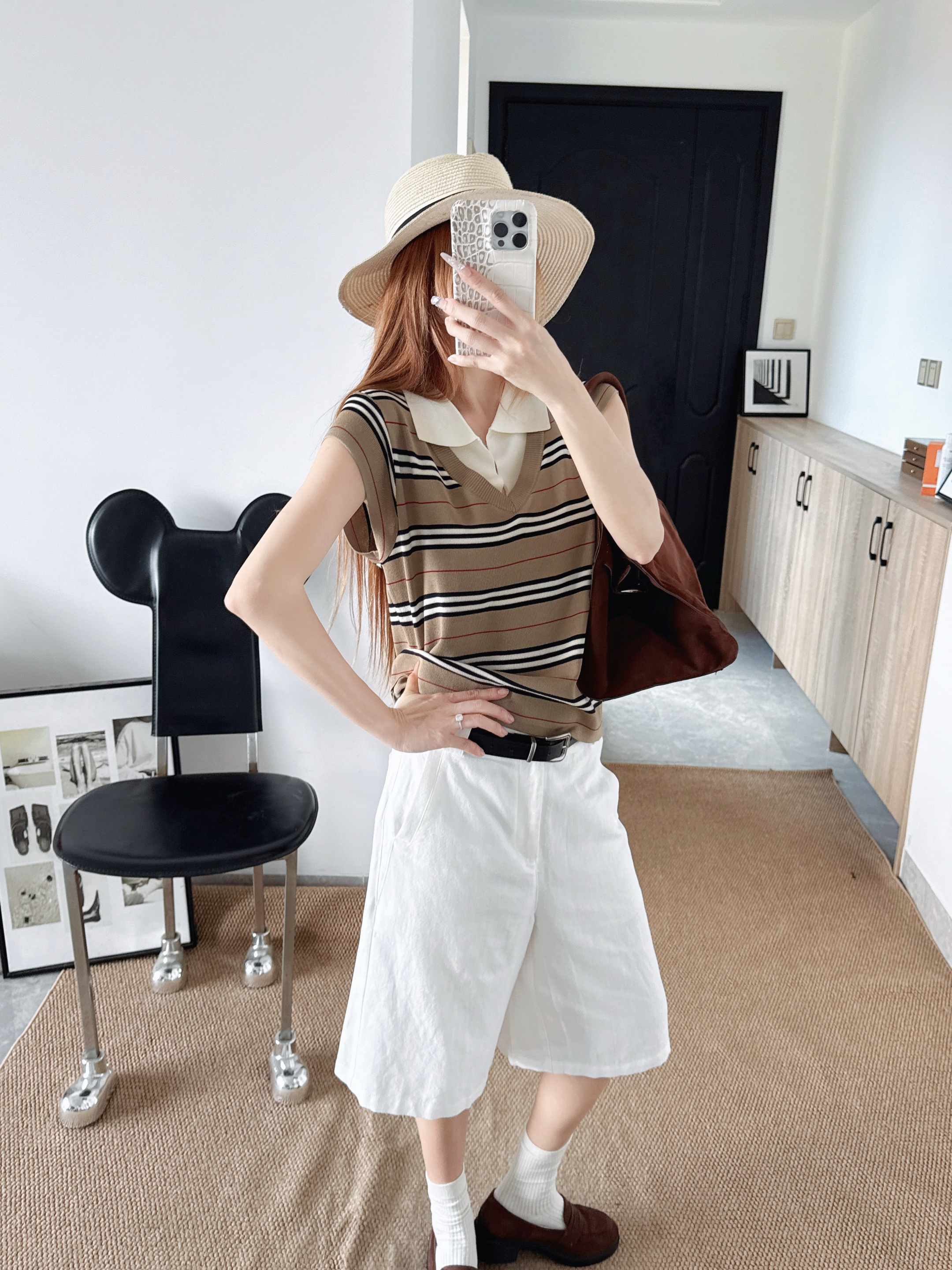 Bur 26SS Striped V-Neck Knit Vest Top