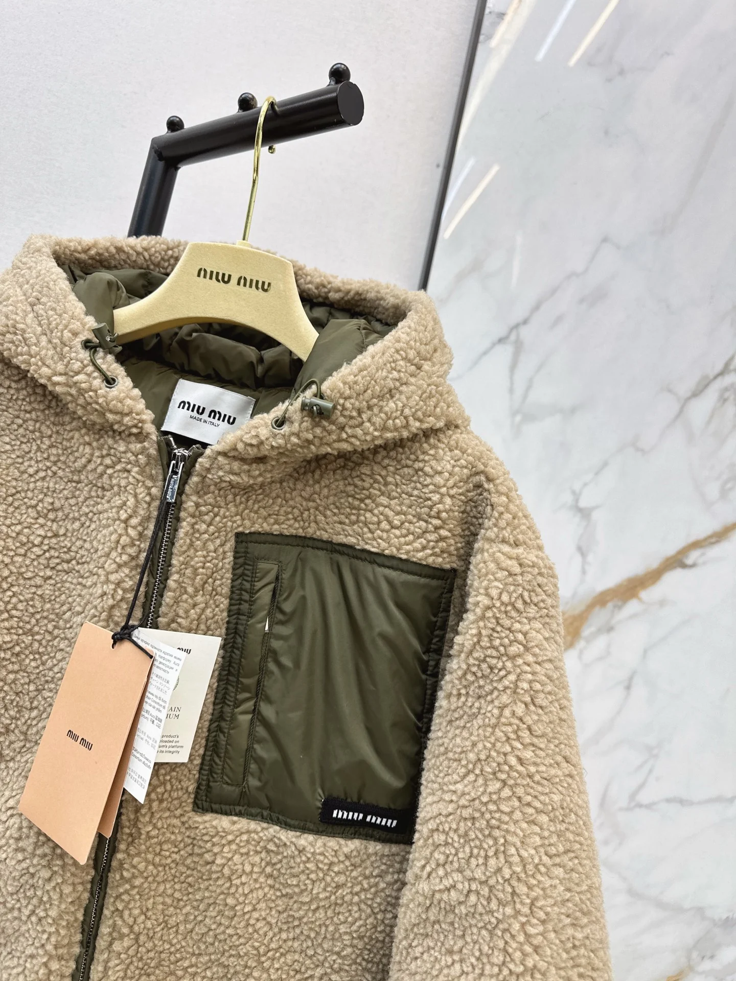 Miu 25fw lamp fleece jacket