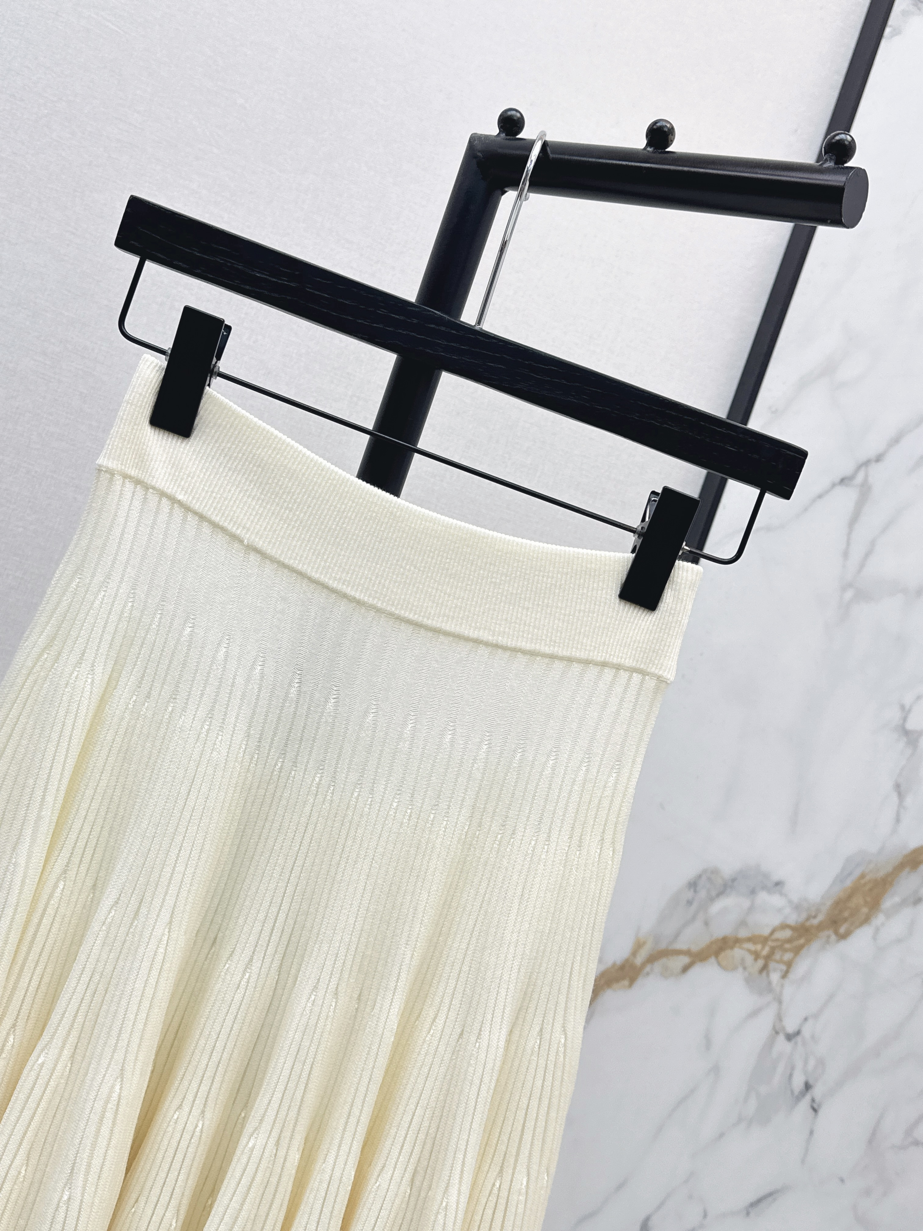 Loui 26ss knit pleated skirt