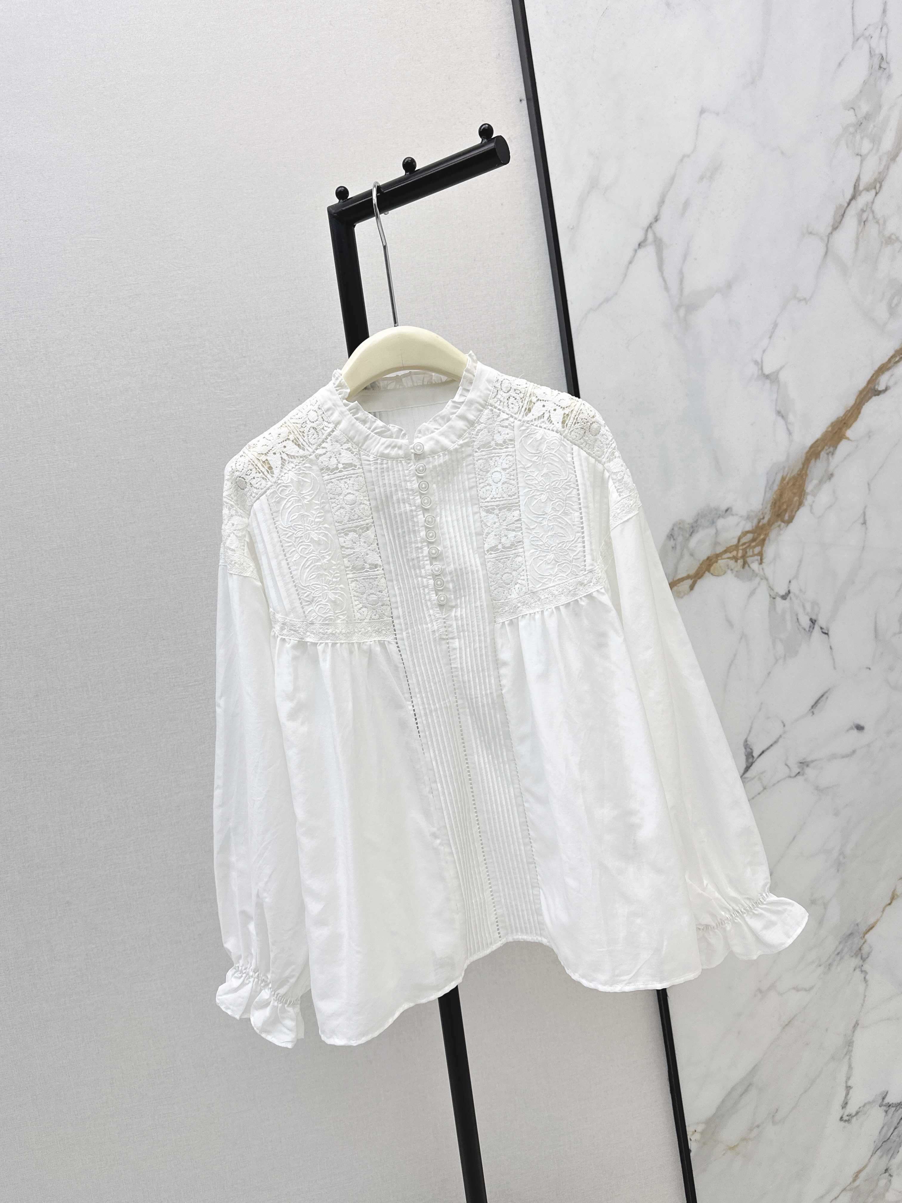 ES 26ss hollow lace shirt
