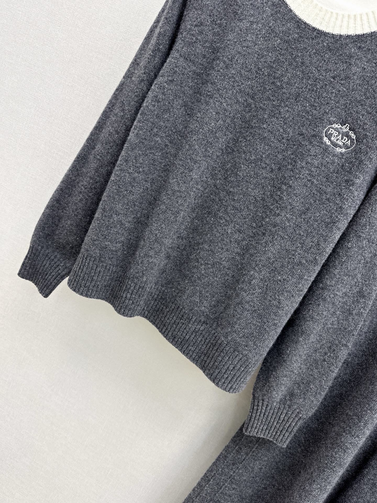 Prad 25fw wool sweater +wide-leg pants outfit set