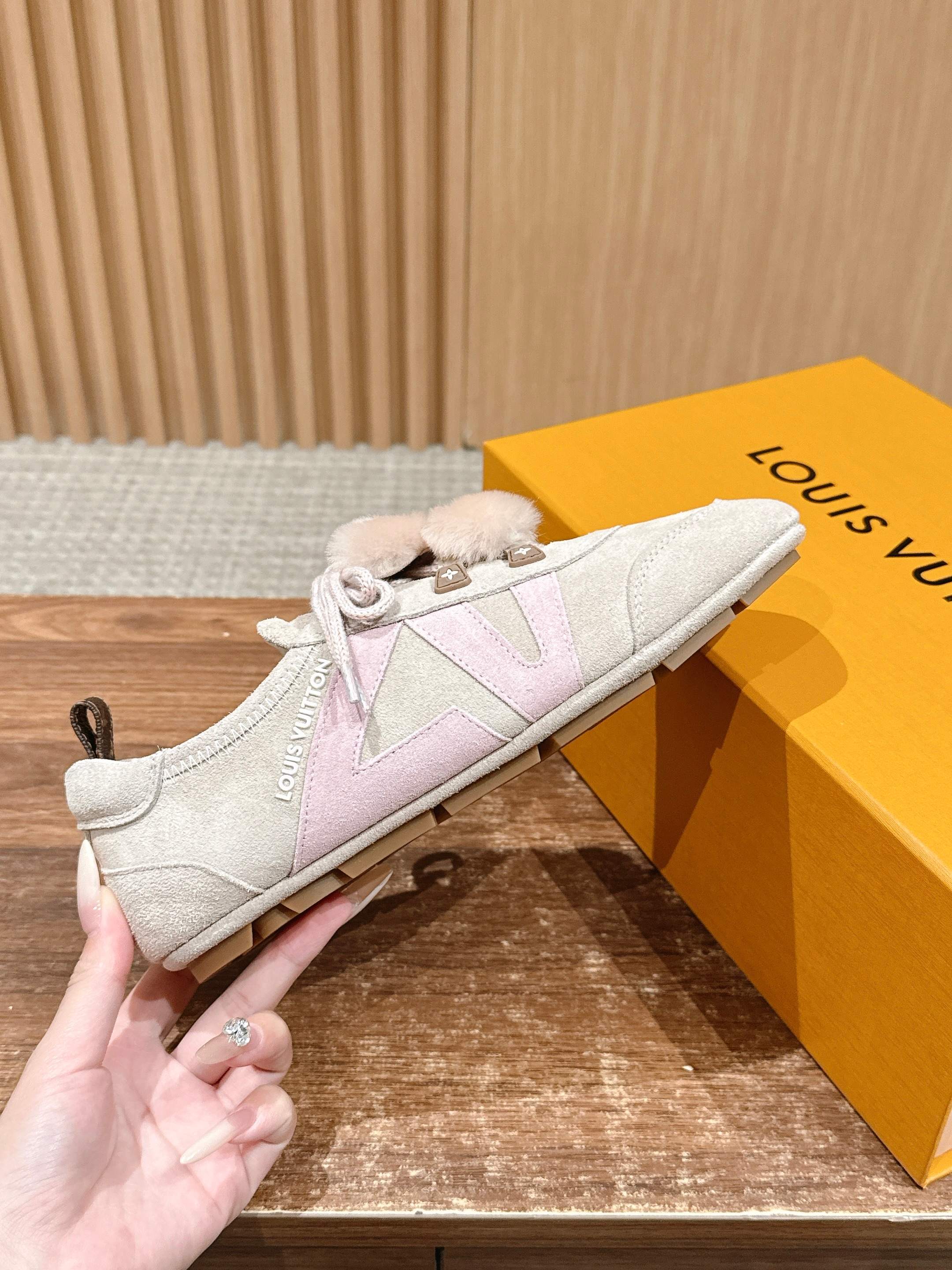 Loui 25fw sneaker