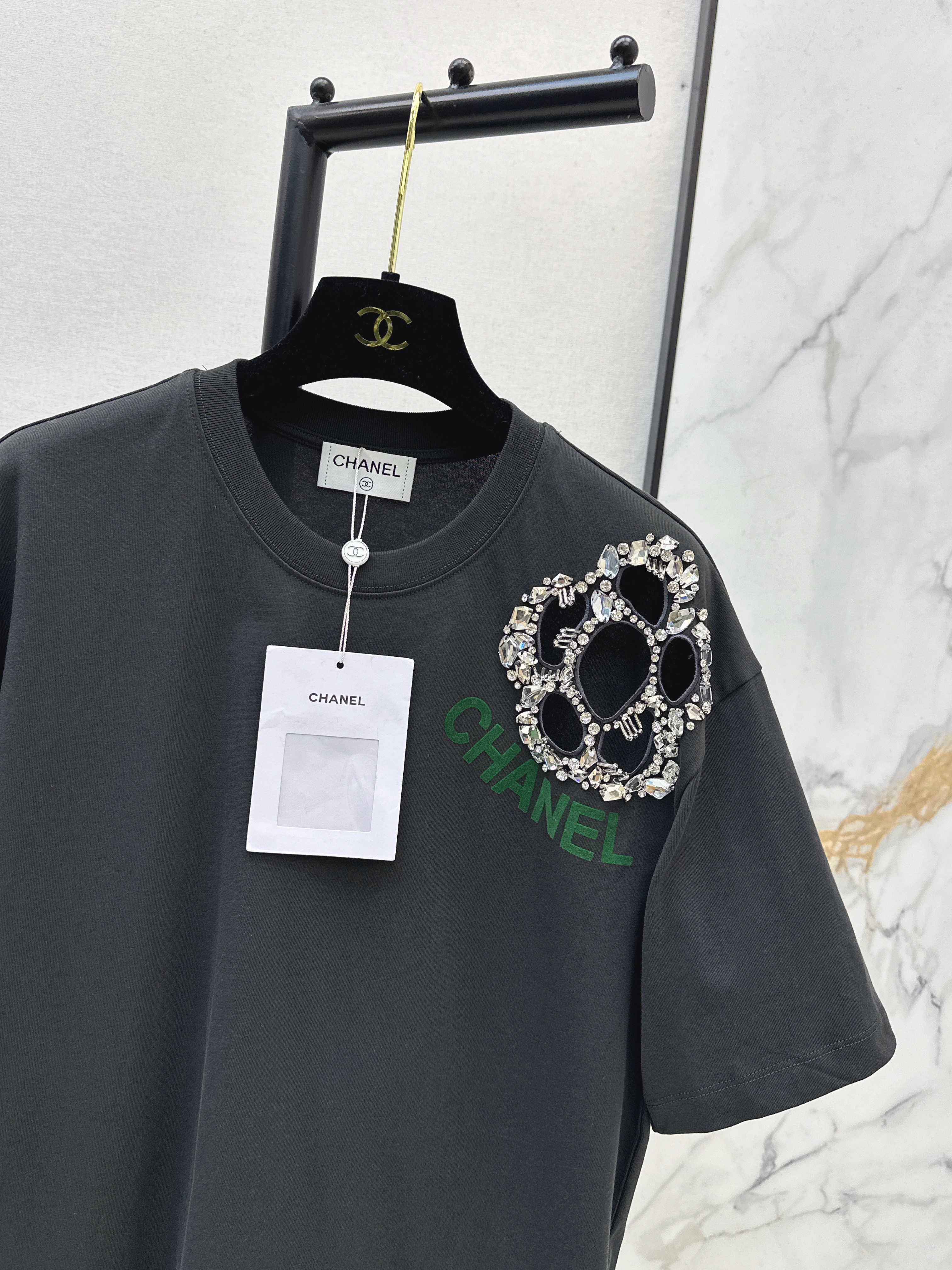 Chan 26ss flower rhinestone t-shirts