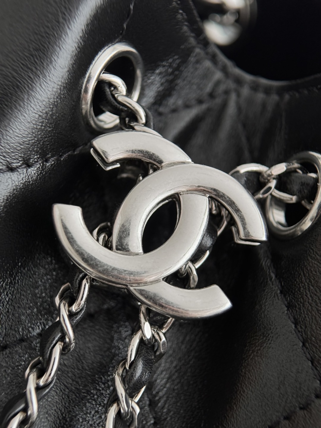 Chan 26S mini hobo bag