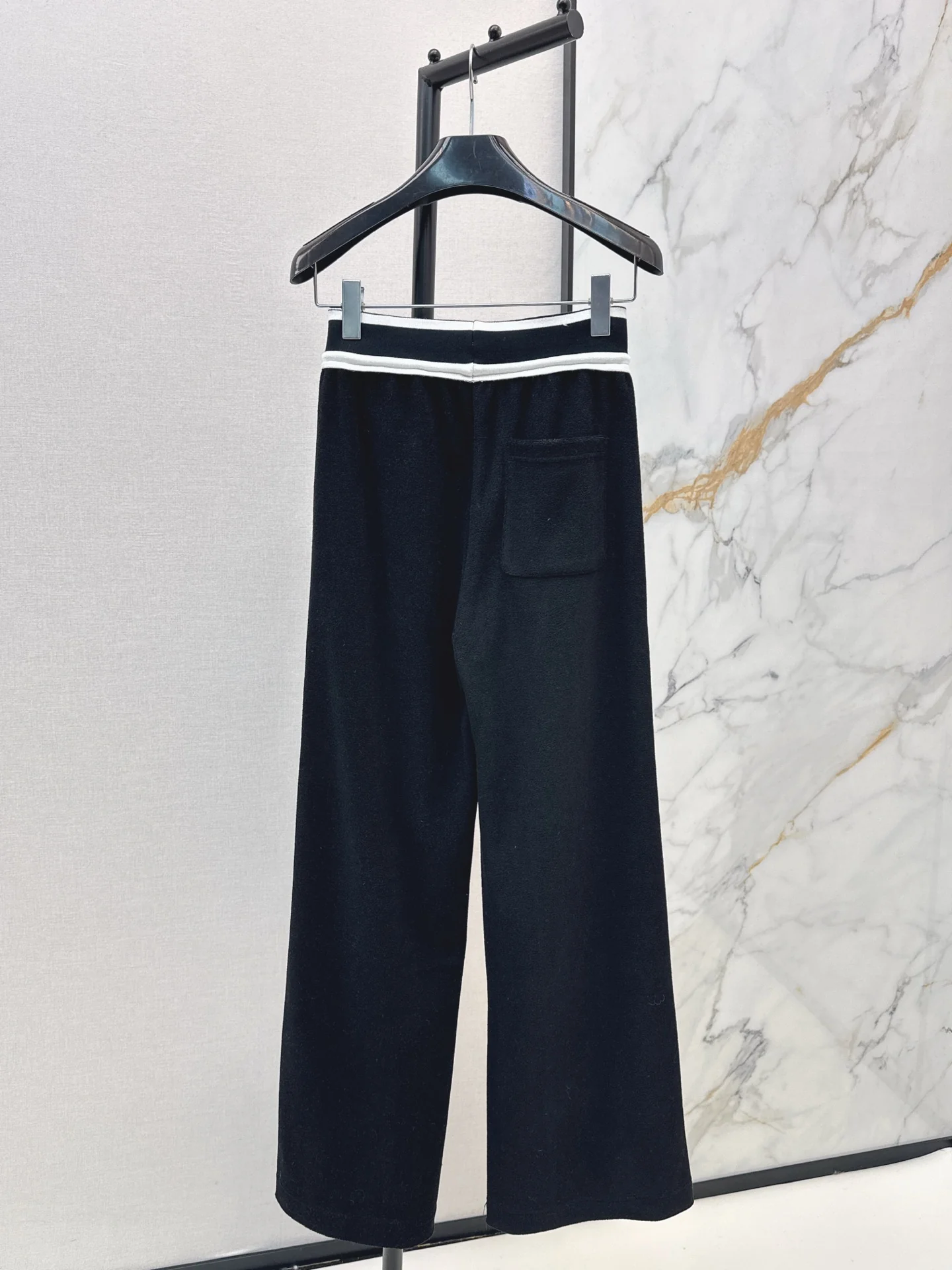 Celi 25fw straight pants
