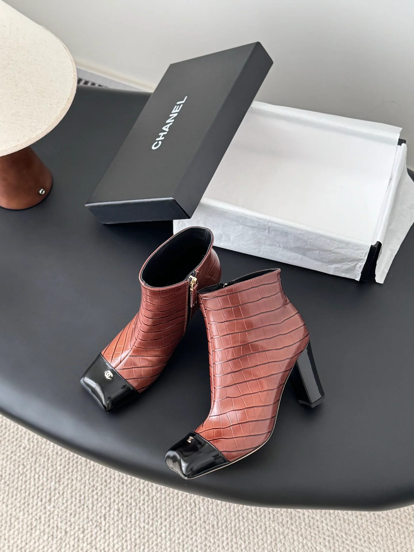 Chan 26ss ankle boots