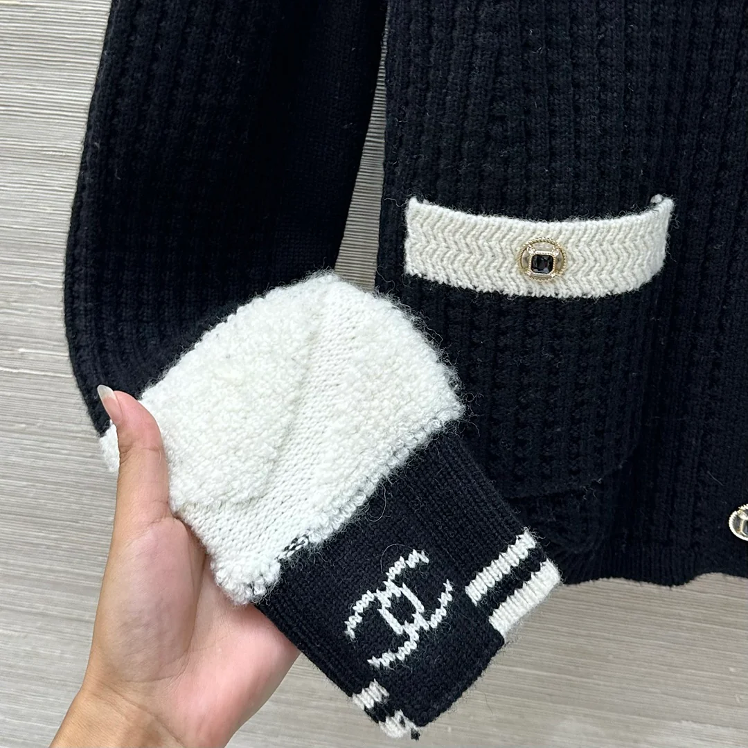 Chan 25fw knitted cardigan