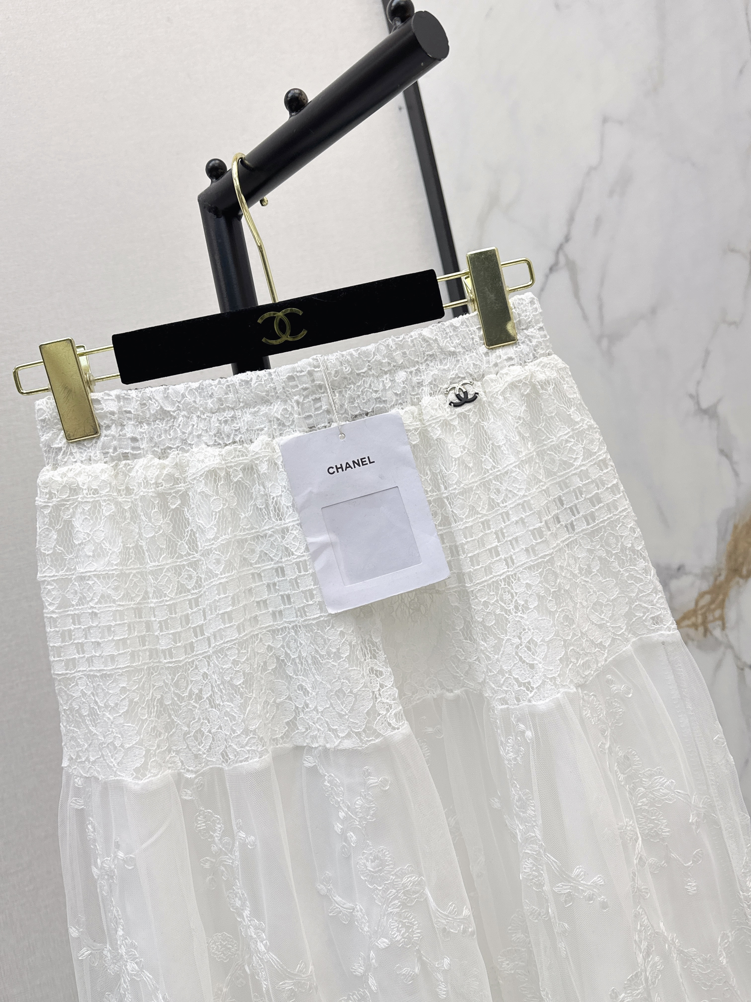 Chan 26ss lace skirt