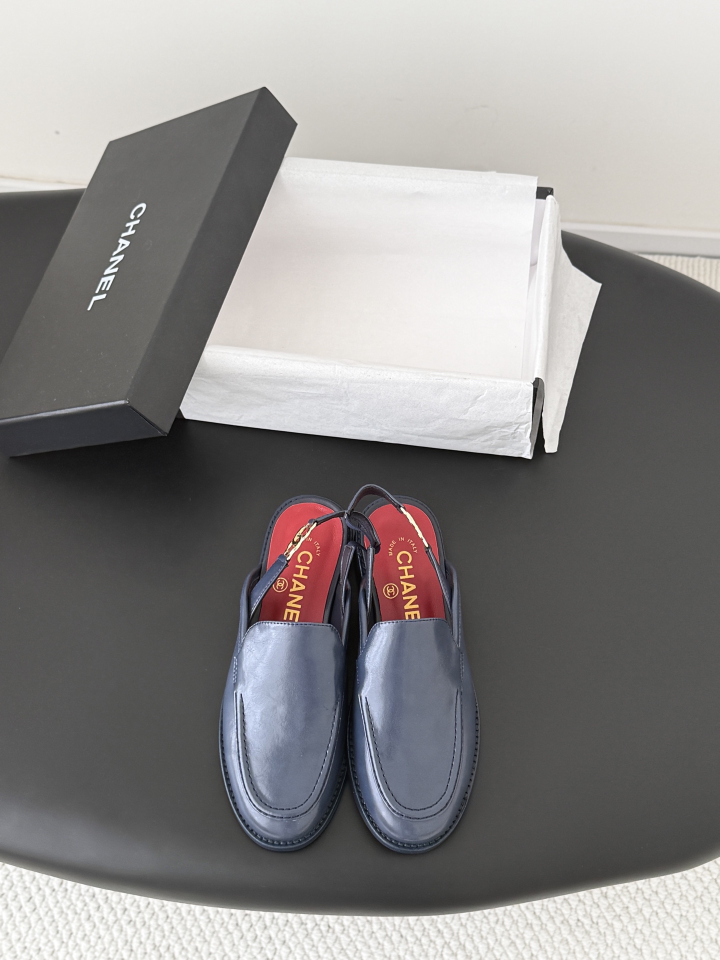 Chan 26ss slingblack loafers