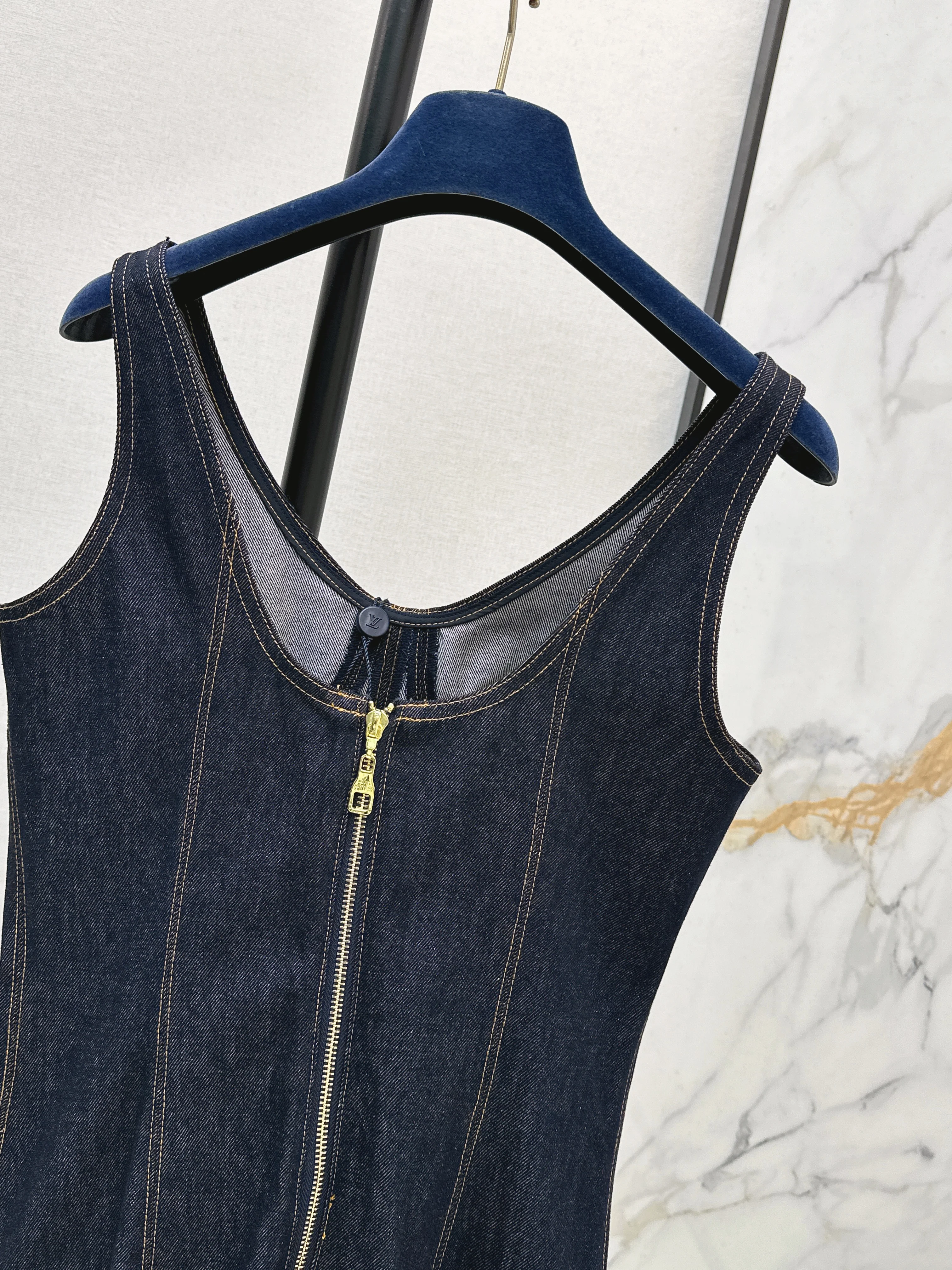 Louis 26ss denim v-neck dress