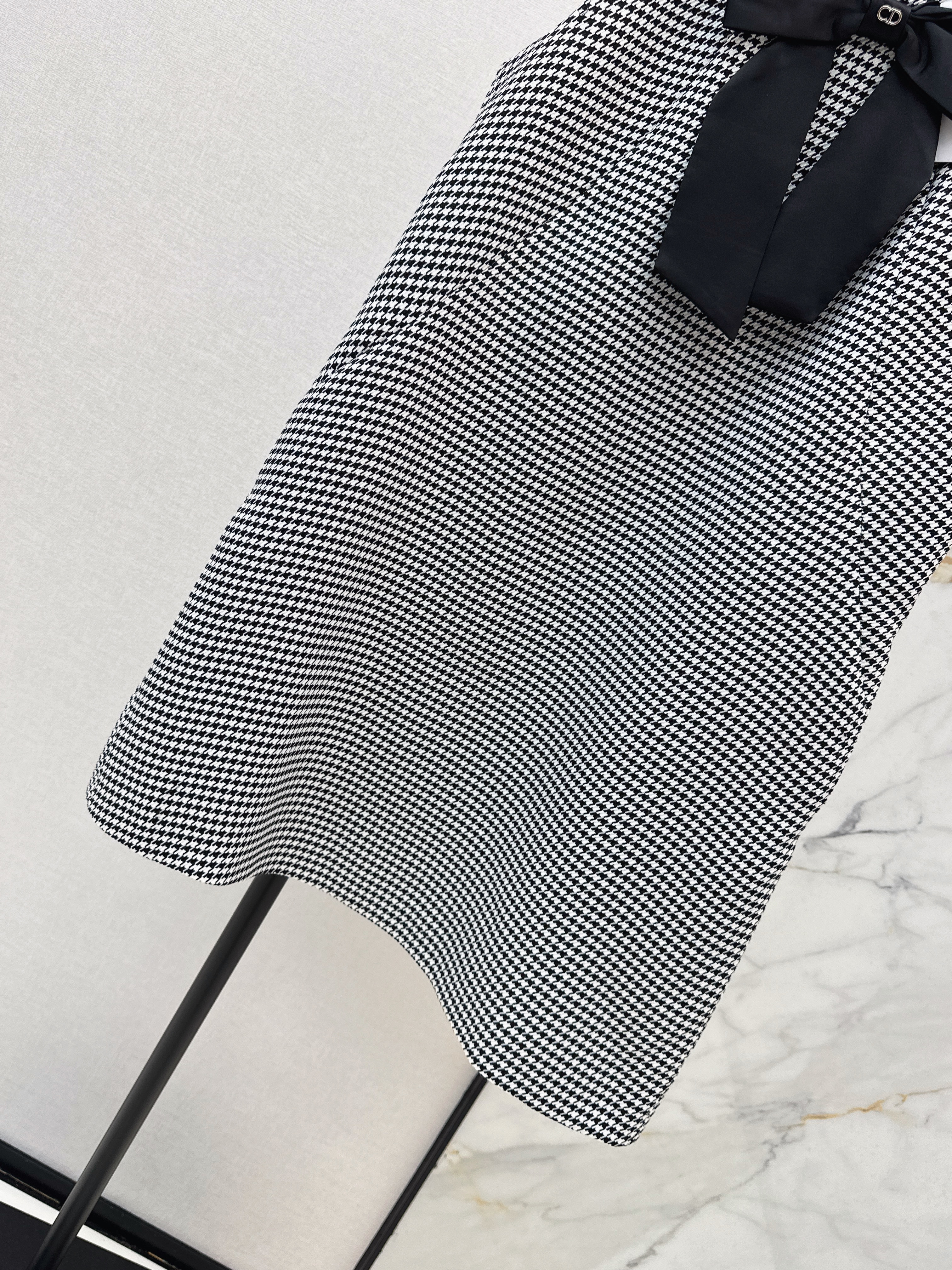 CD 26ss houndstone dress