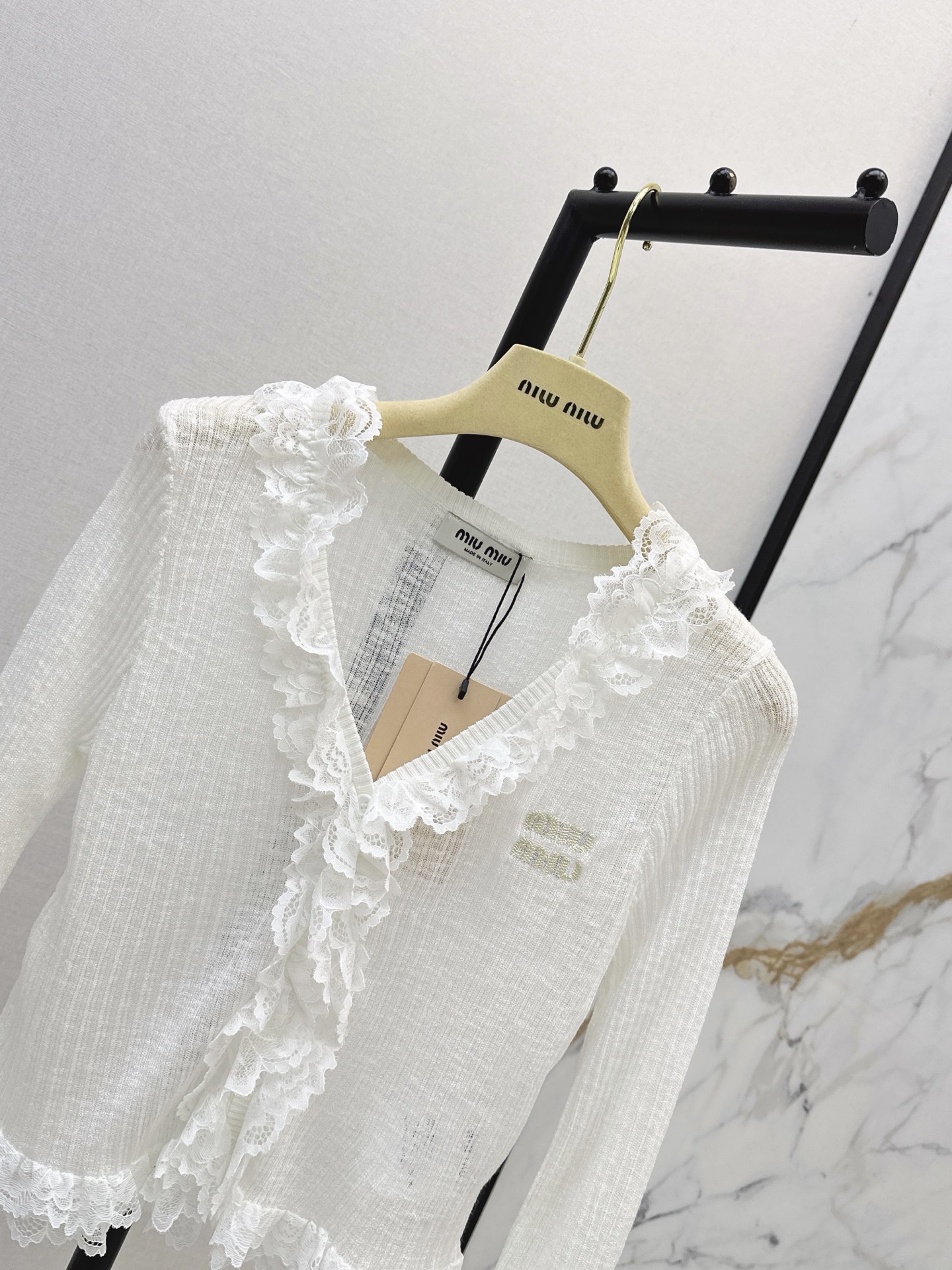 Miu 26ss lace trim knit cardigan