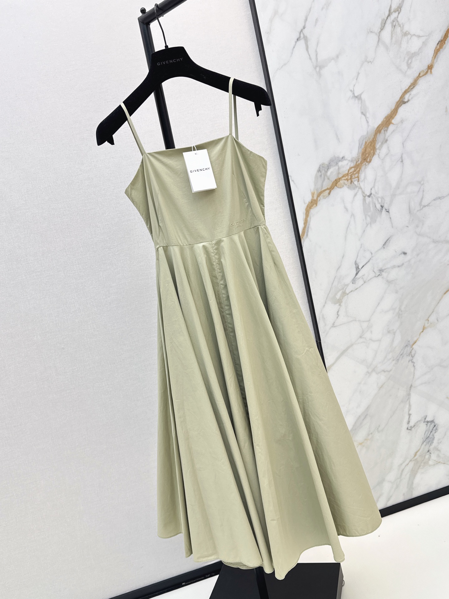 Give 26ss pleated slip dress