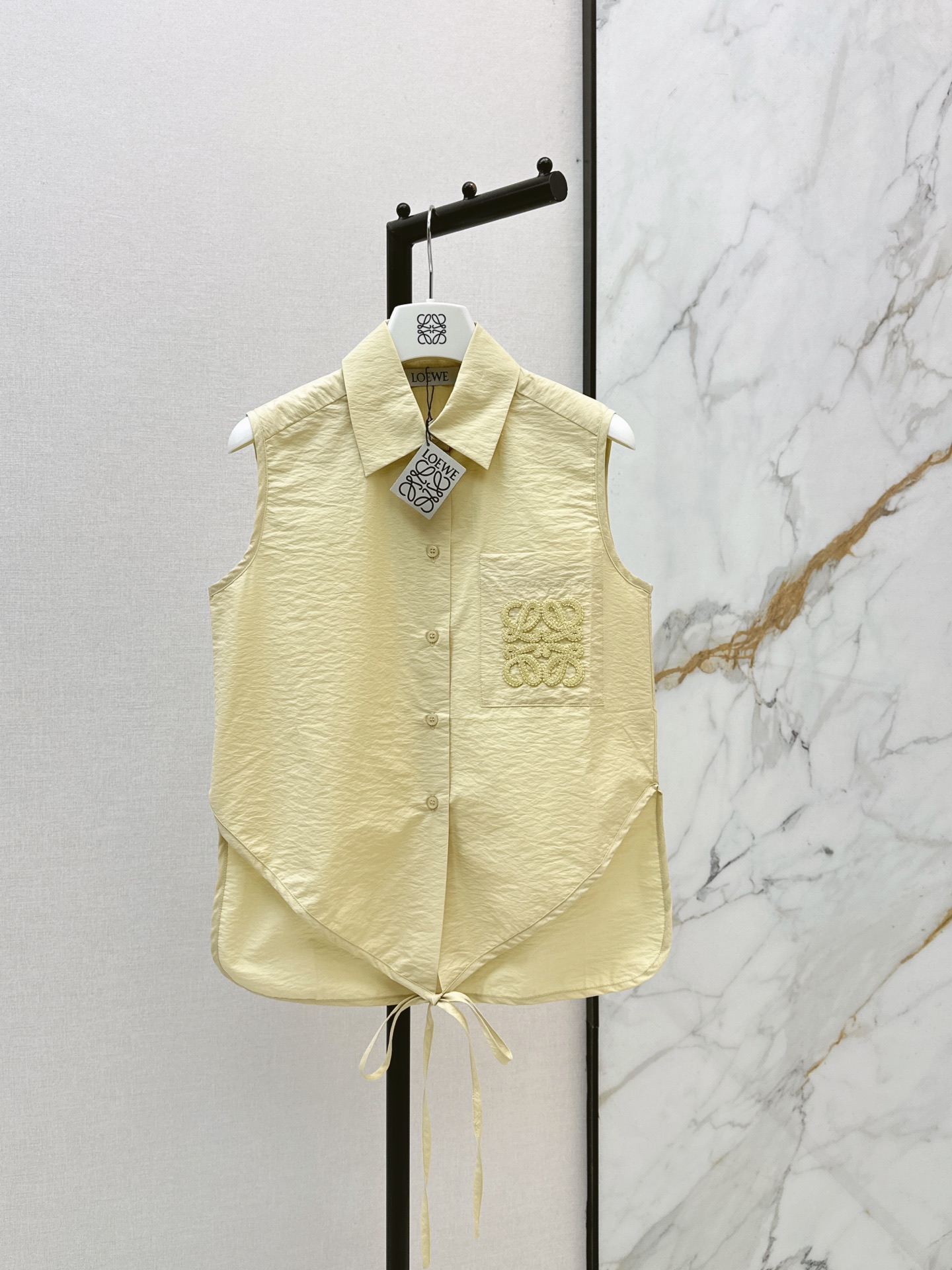 Loe 26ss sleeveless embroidery shirt