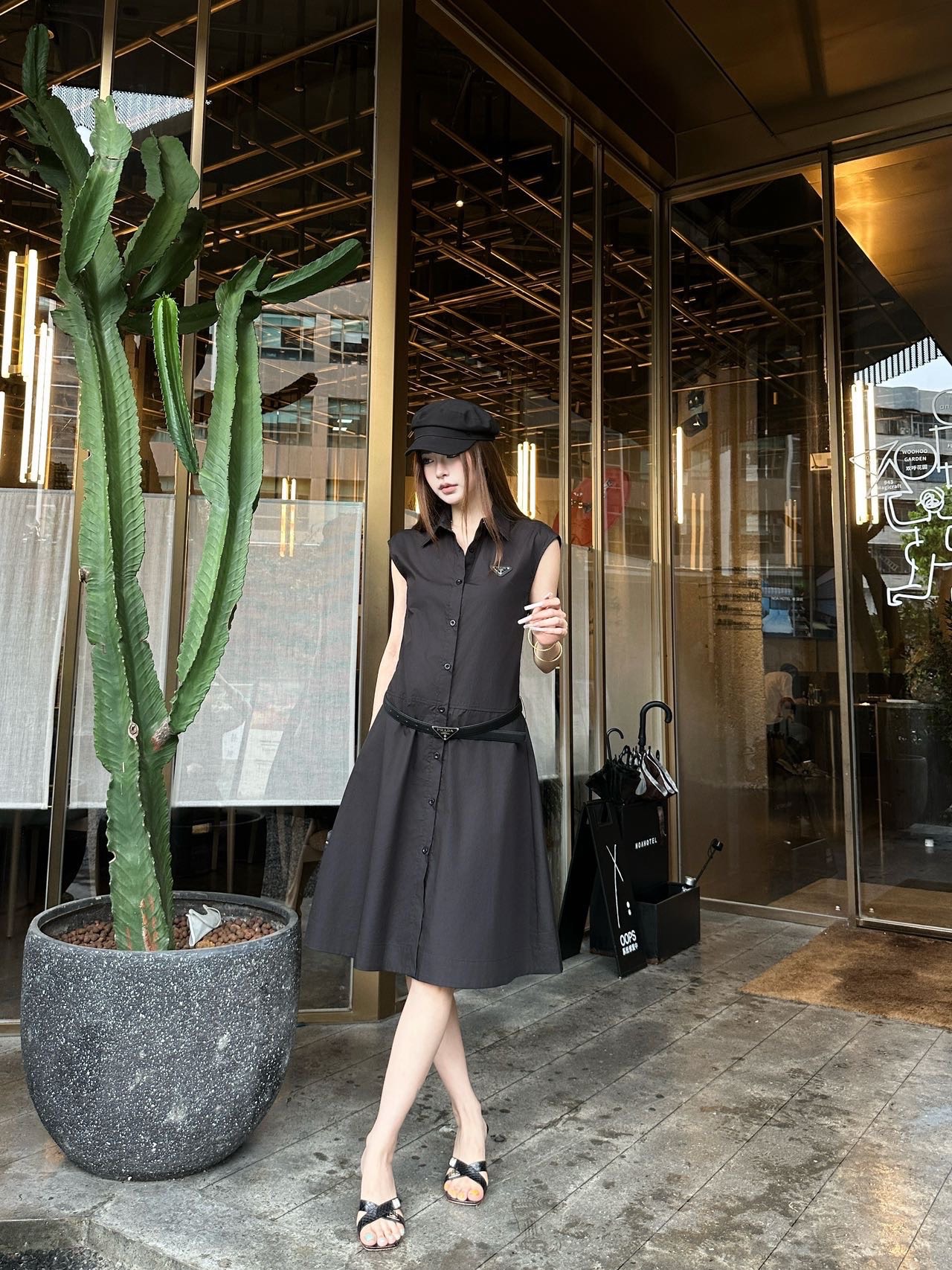 CD 26ss sleeveless polo dress